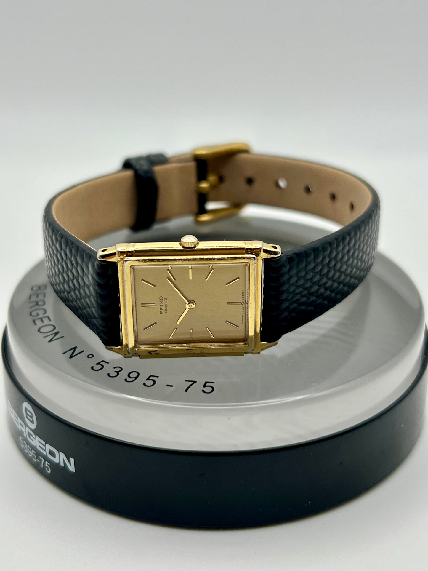 Seiko Quartz Tank Watch Gold Tone Ref. 7320 – 1994
