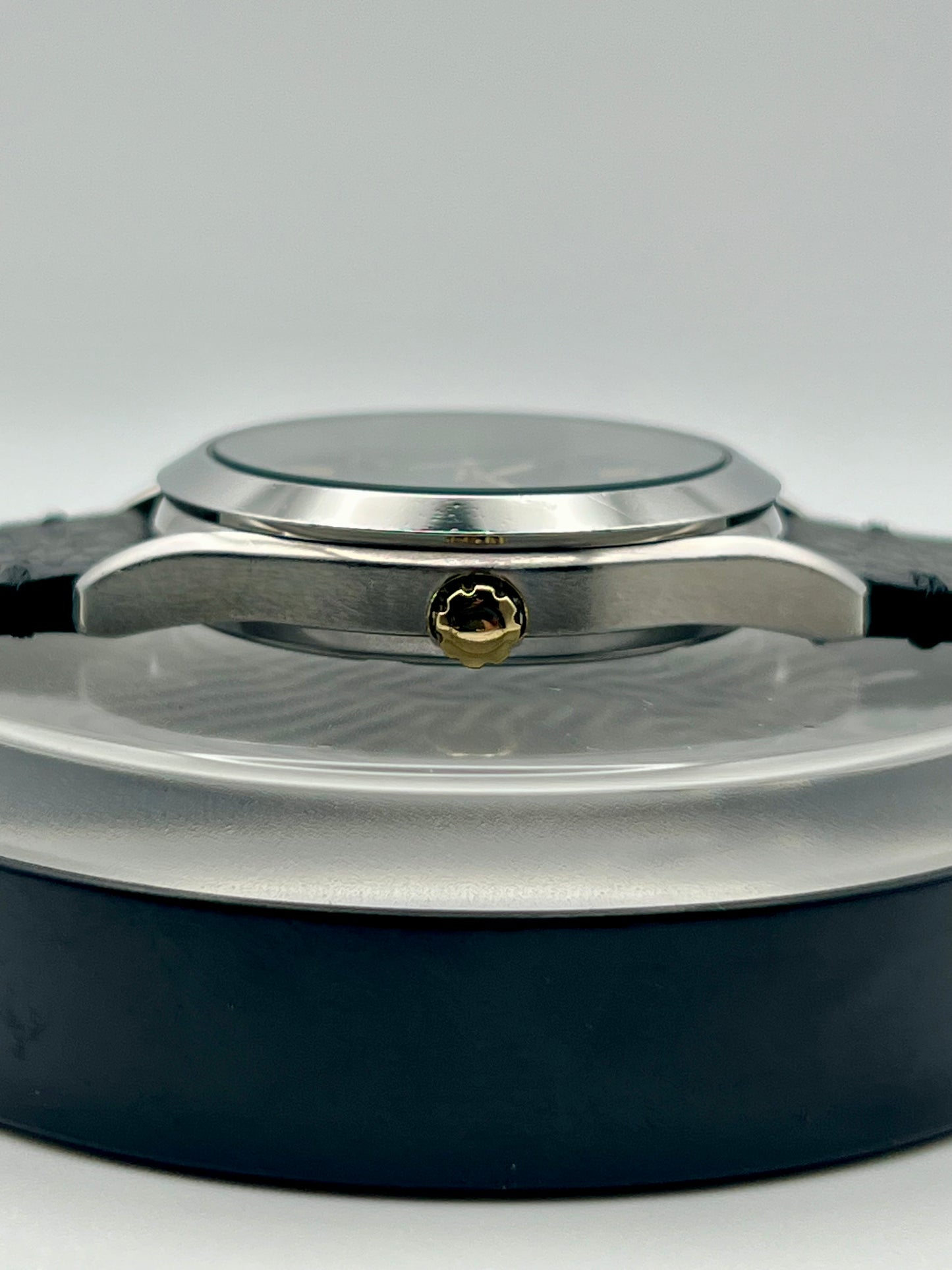 Seiko V158-0AB0 Solar