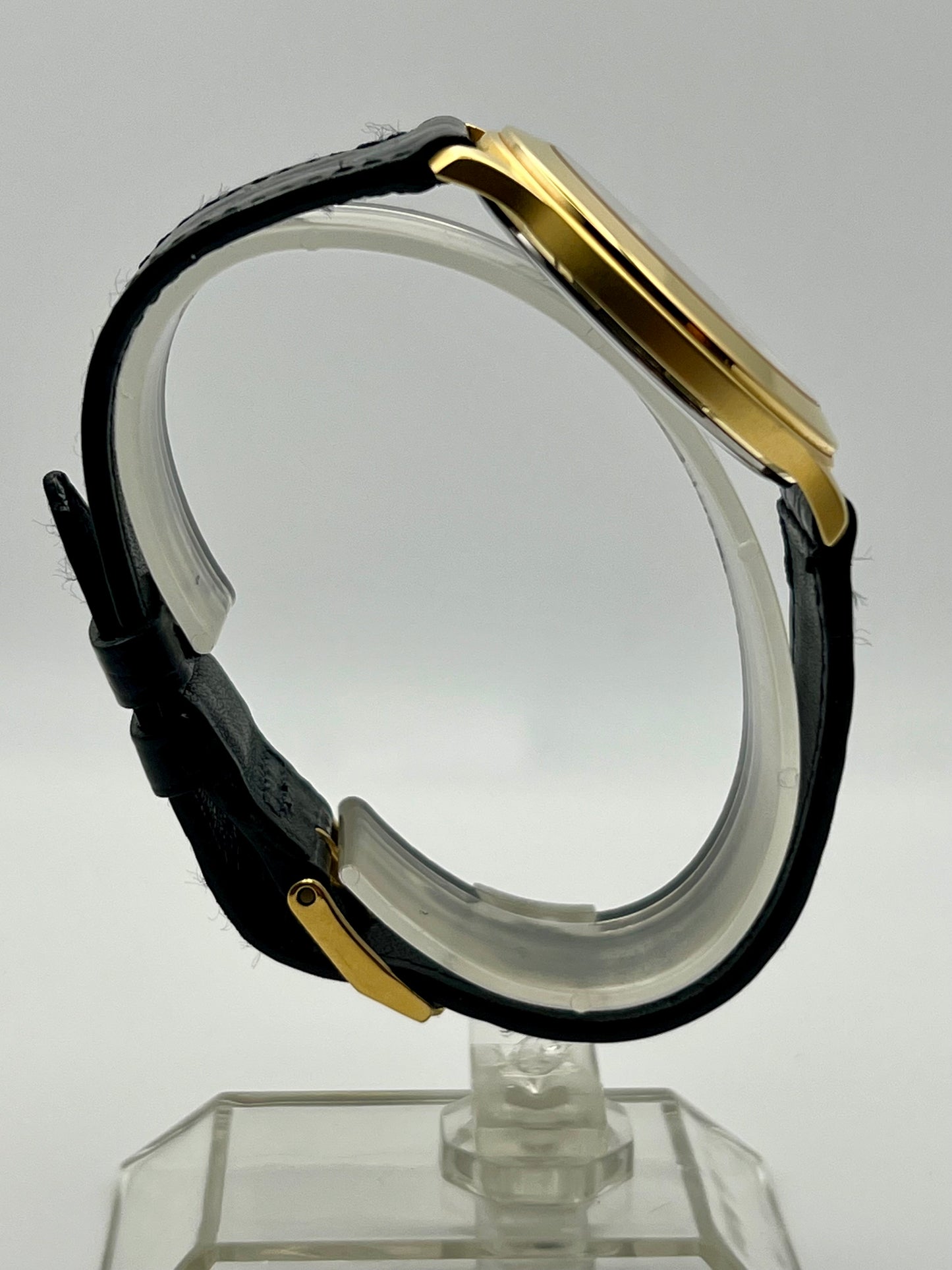 Mercedes Benz Movado Museum 87-D1-844 Rare