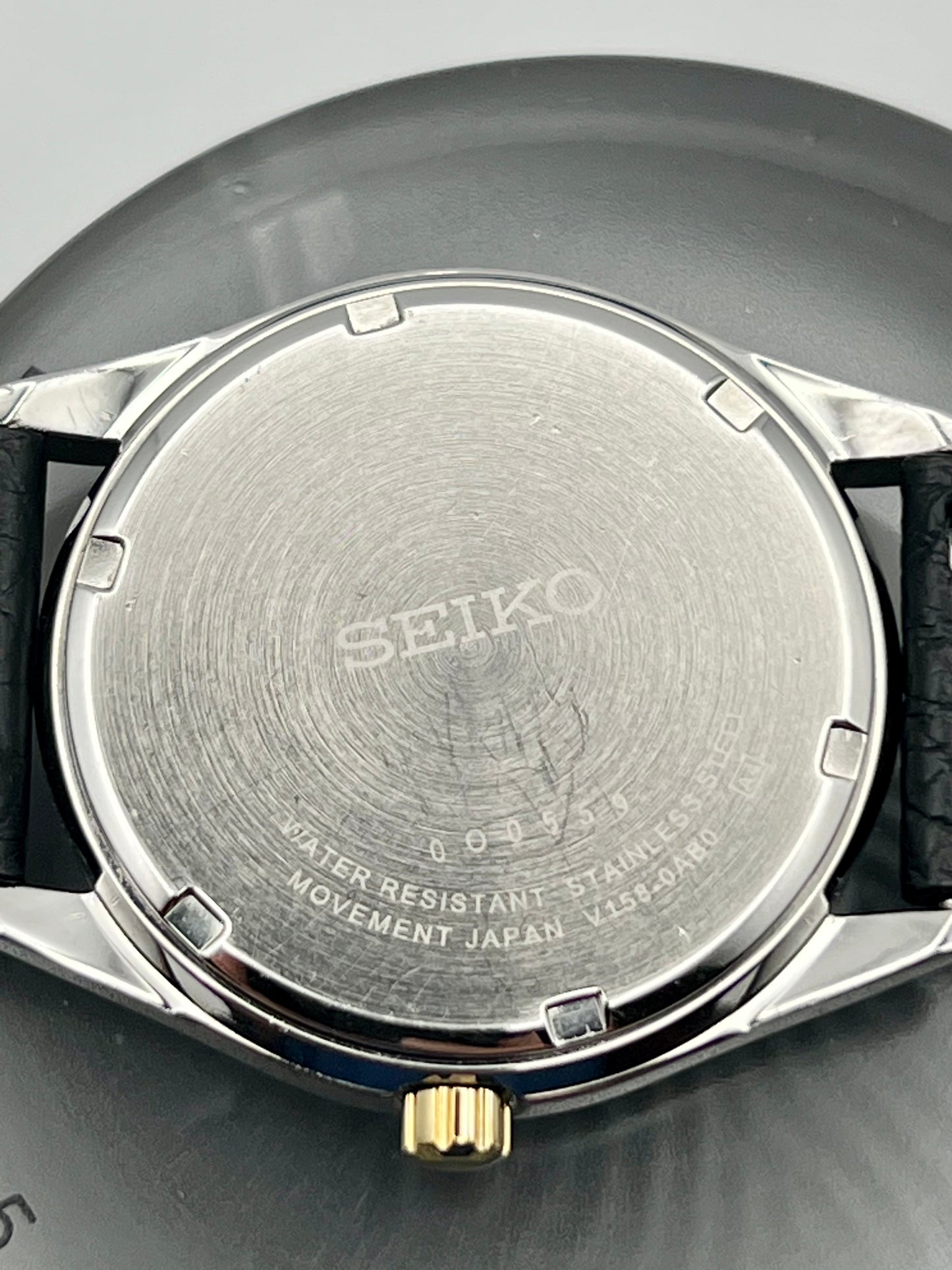 Seiko V158-0AB0 Solar