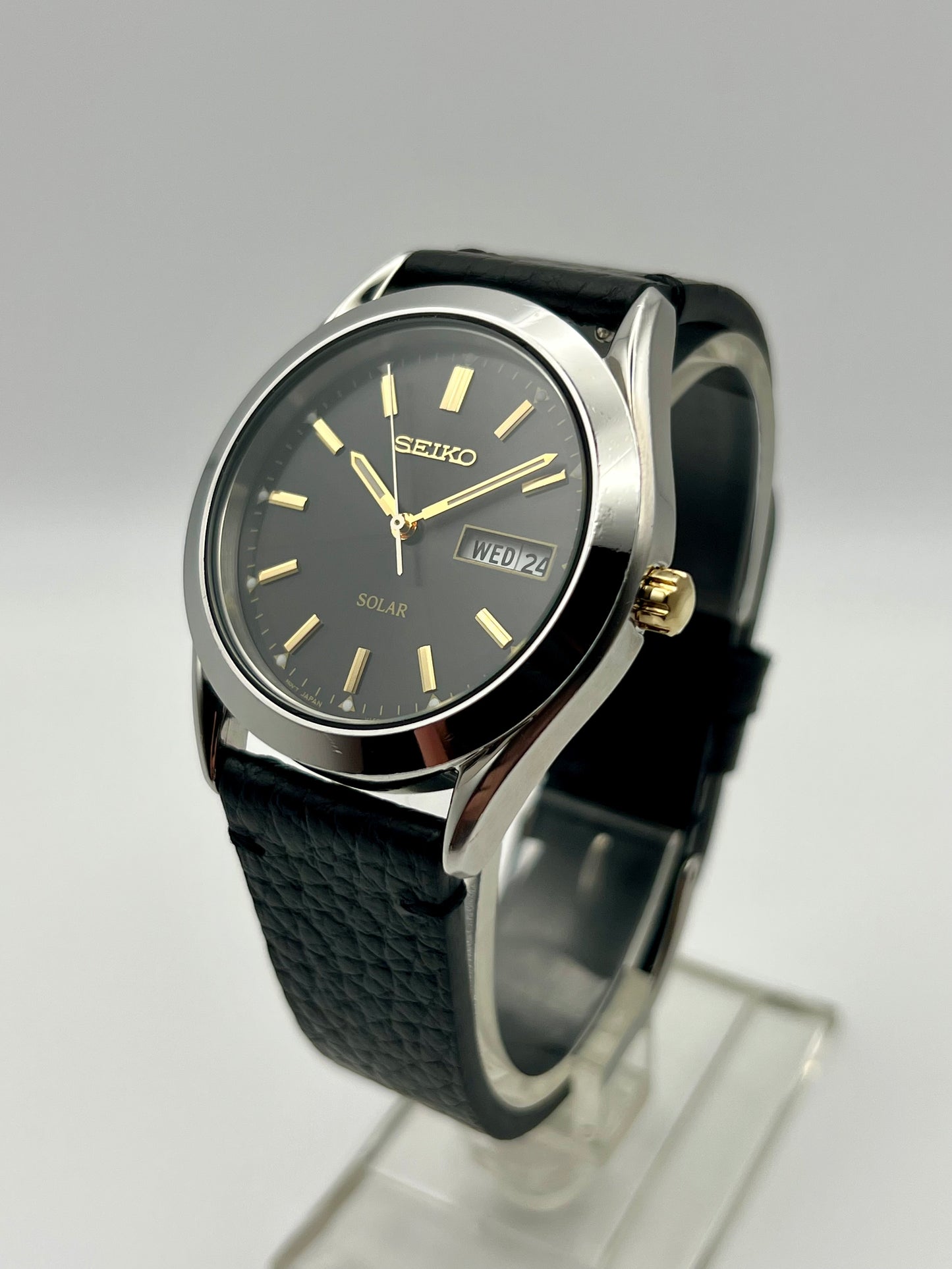 Seiko V158-0AB0 Solar