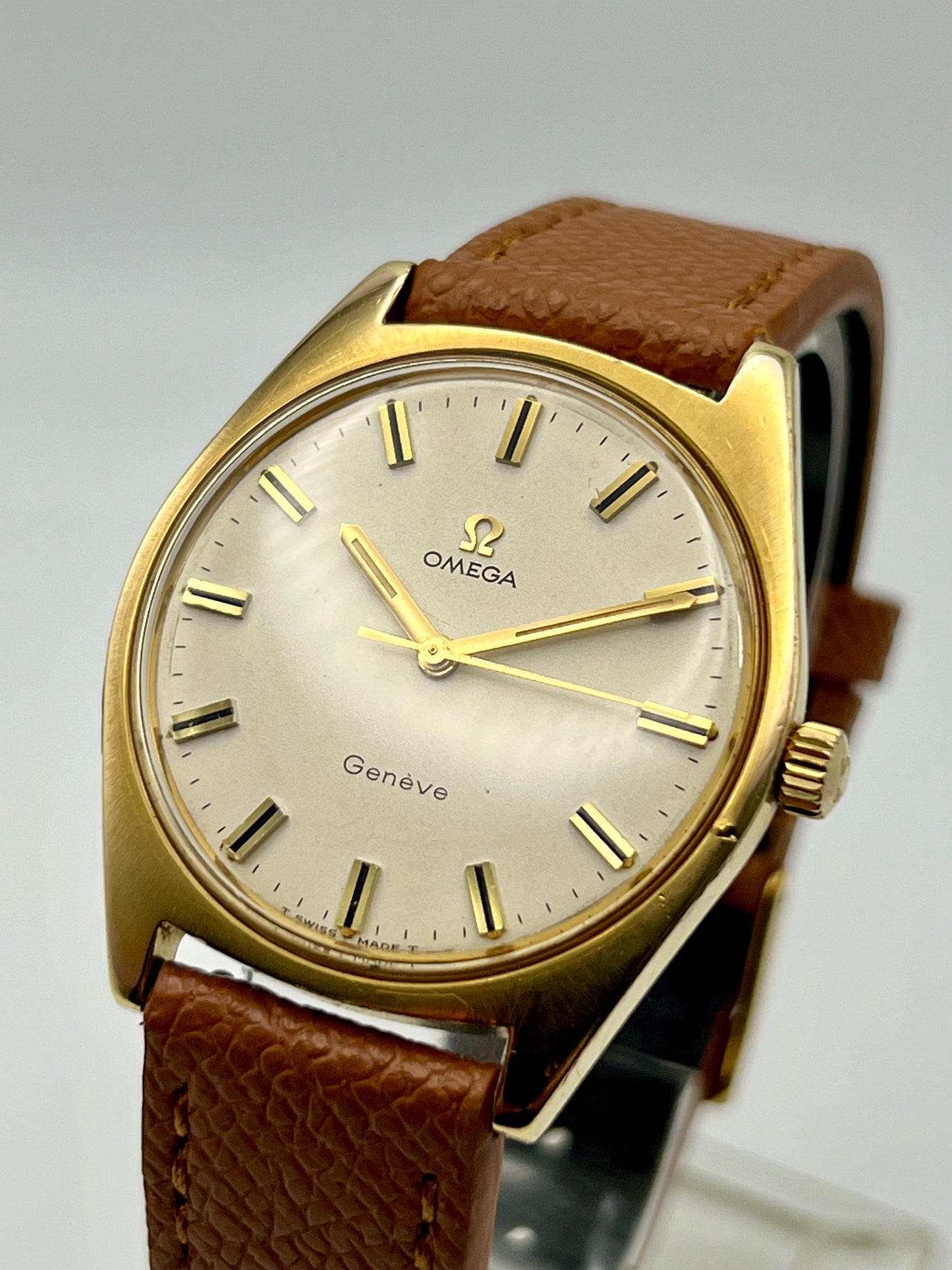 Omega Genève Cal 601 Ref. 135.041
