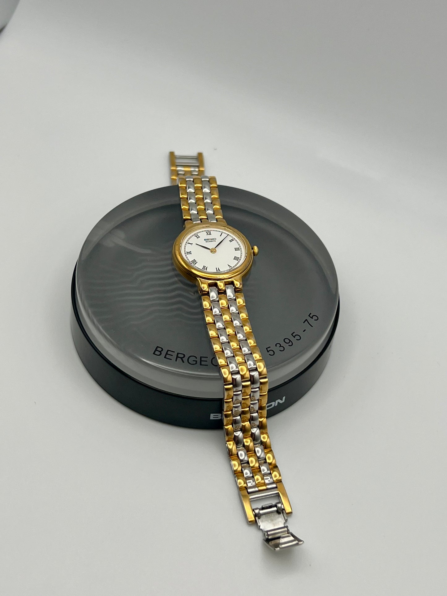 Women’s 1998 Seiko 1N00-0G90 Quartz 2-Tone