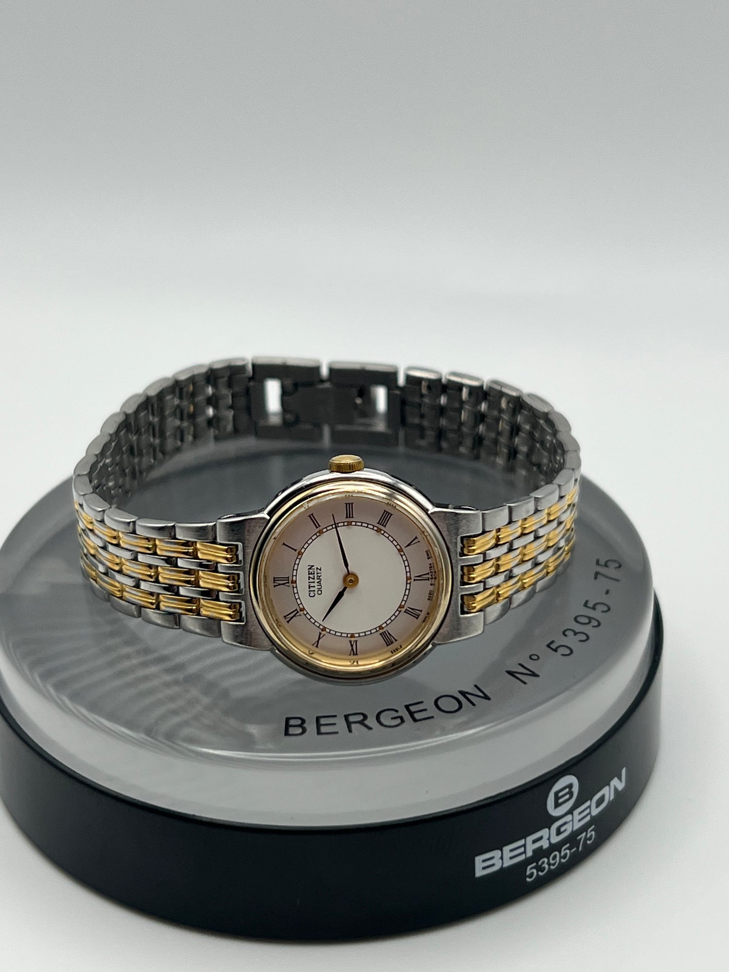 Women’s 1994 Citizen 3220-S13271 Quartz 2-Tone