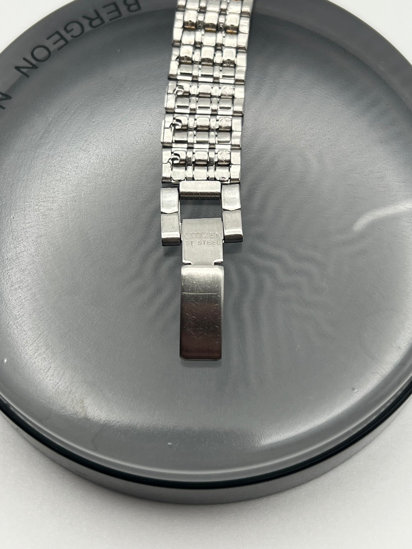 Women’s 1994 Citizen 3220-S13271 Quartz 2-Tone