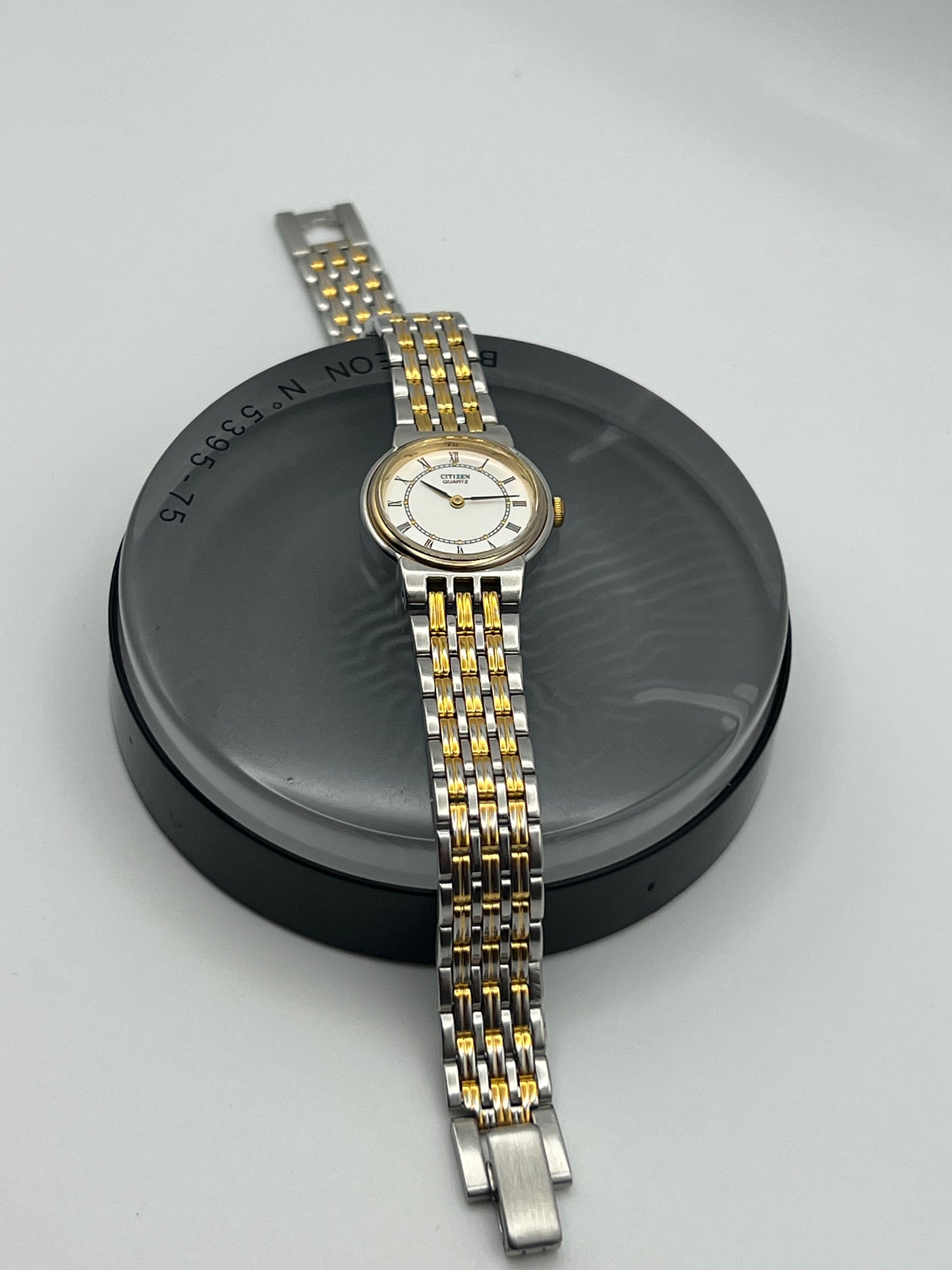 Women’s 1994 Citizen 3220-S13271 Quartz 2-Tone