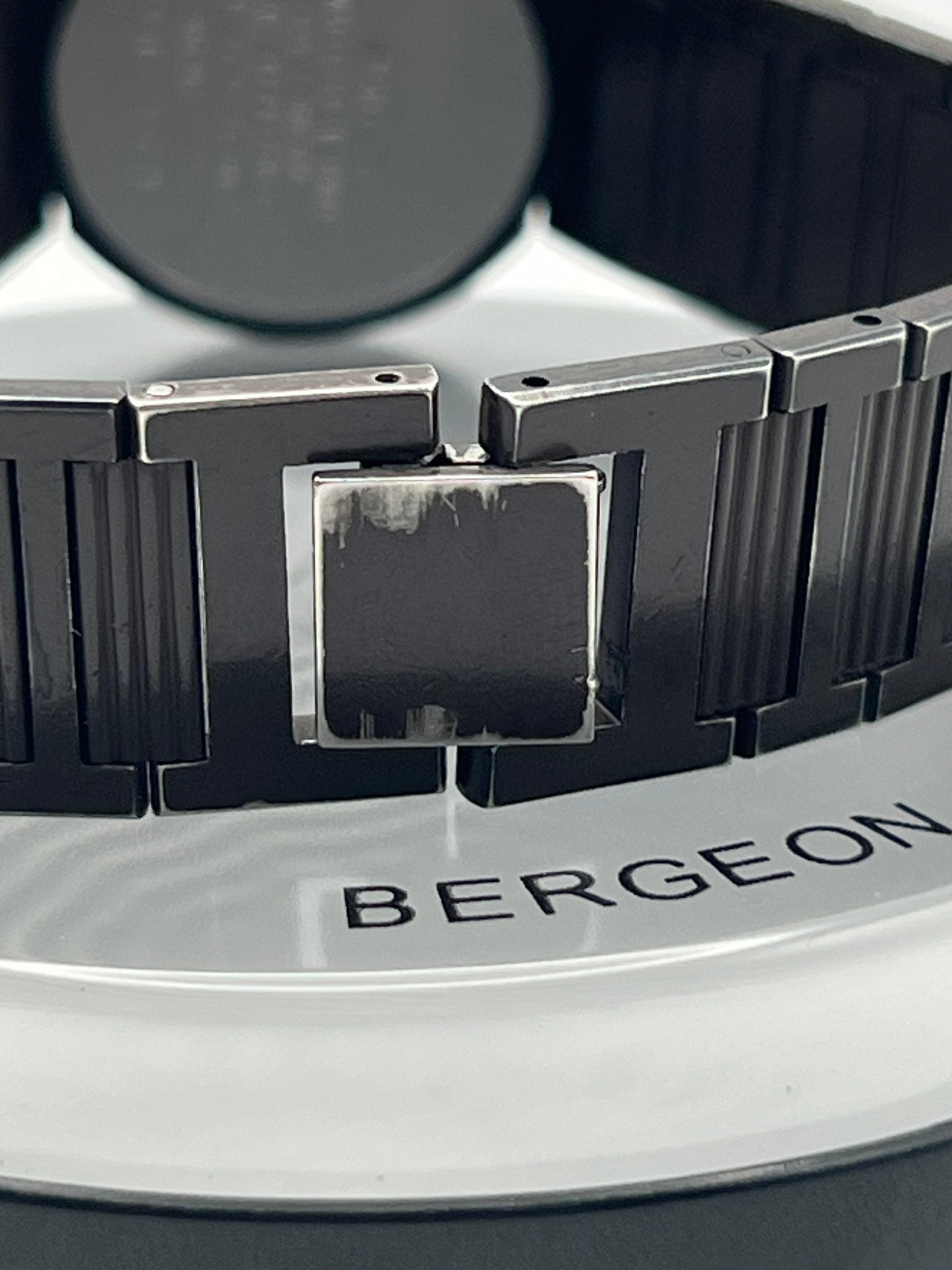 Ladies 1984 Seiko 2C20-026B Quartz Brown