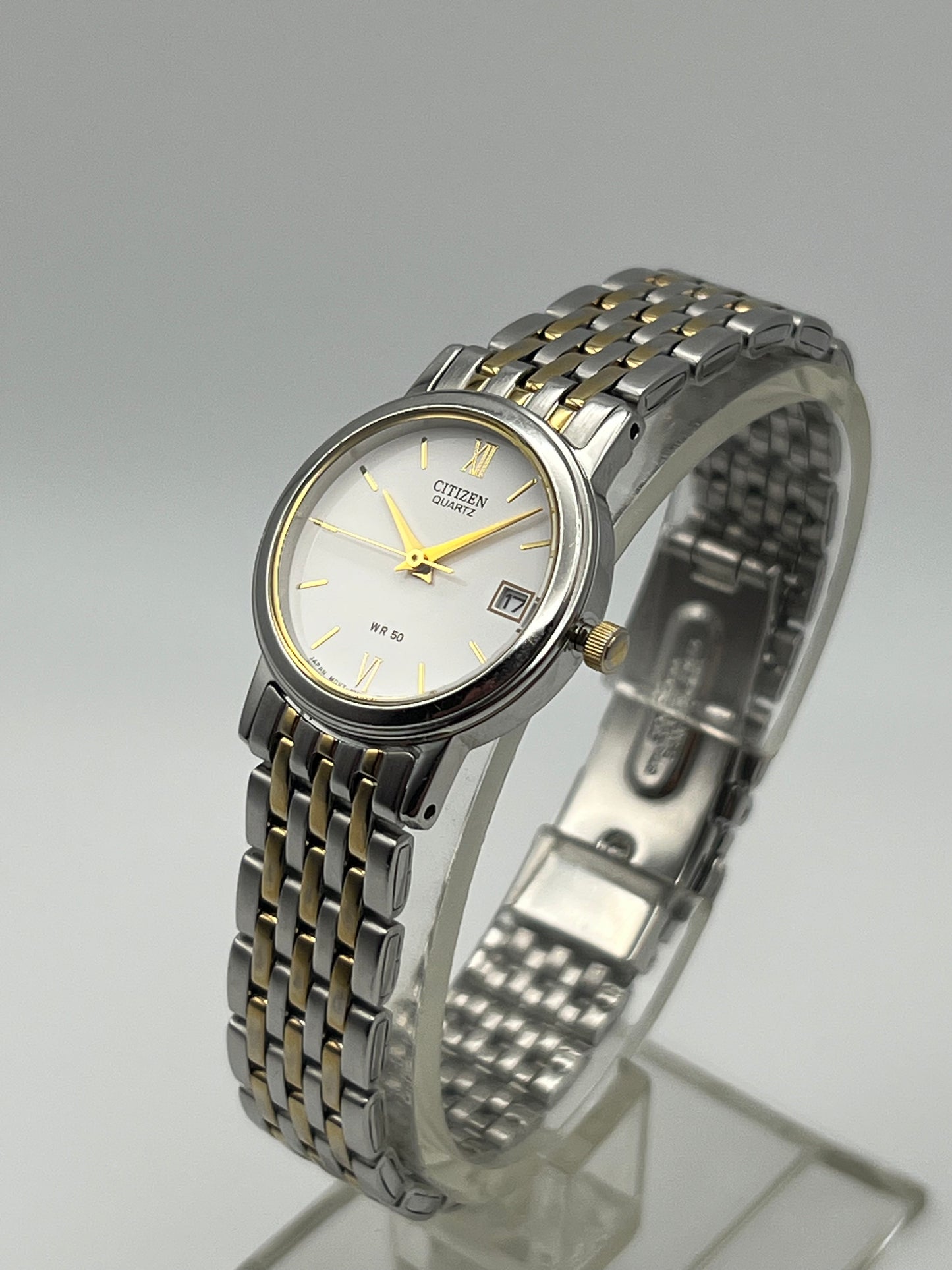 Women’s 1990 Citizen 1012-S038570 Quartz 2-Tone WR50