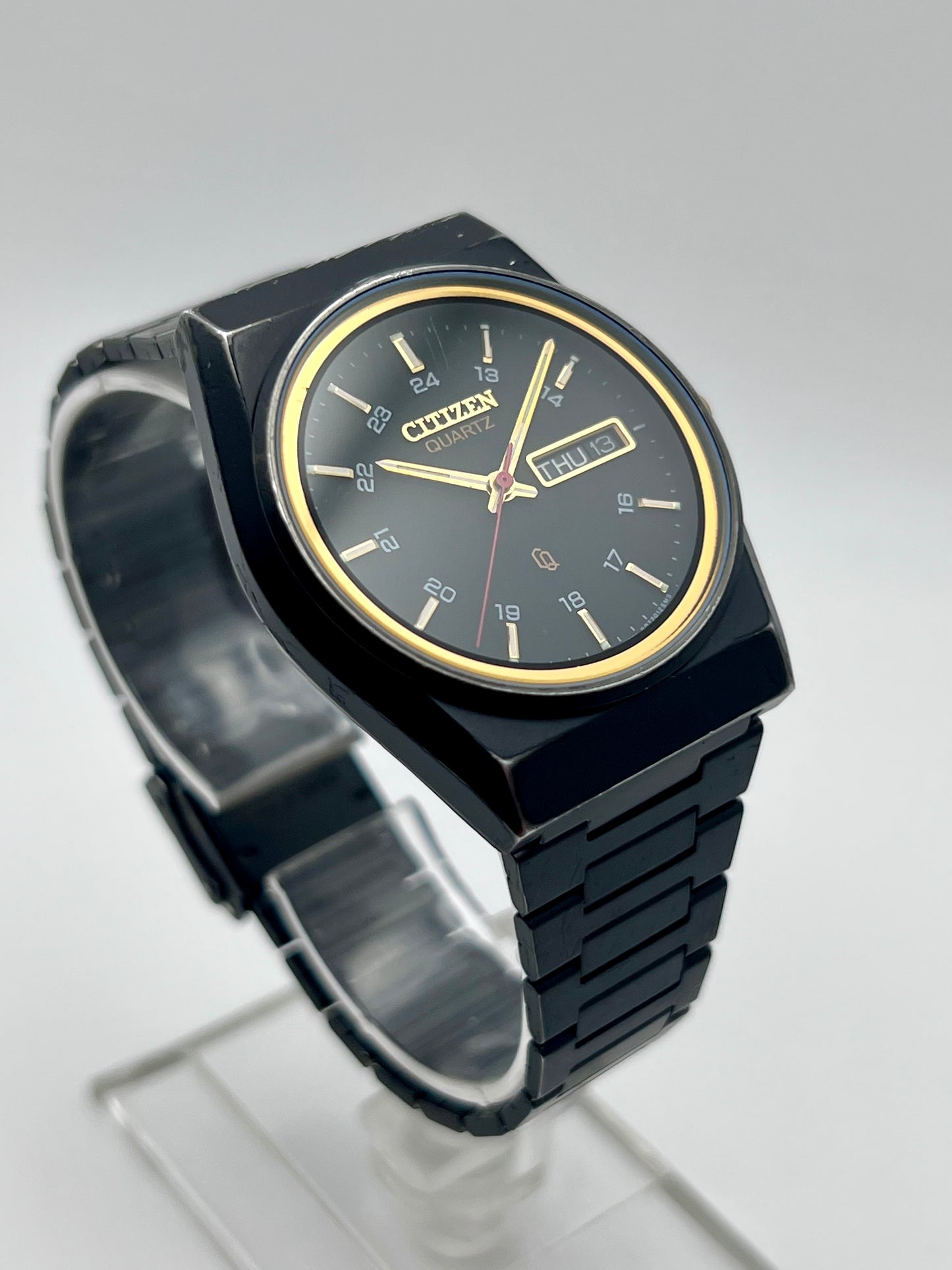 1986 Mens Citizen CQ PVD 3801-899881SMK Quartz