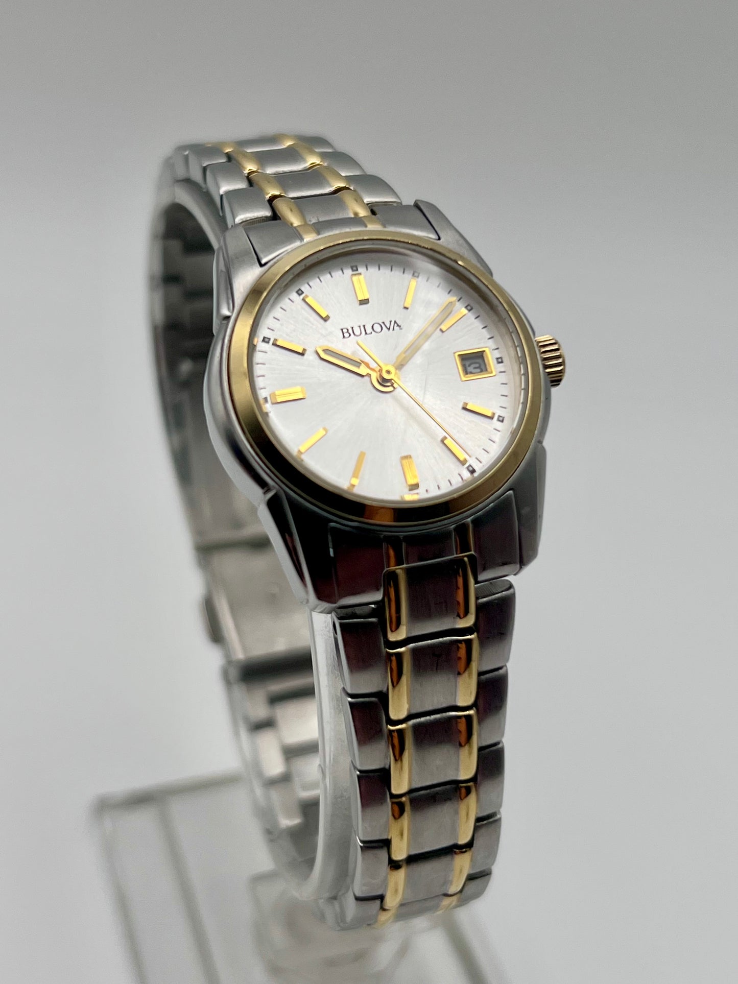 2014 Bulova Women’s 98M105