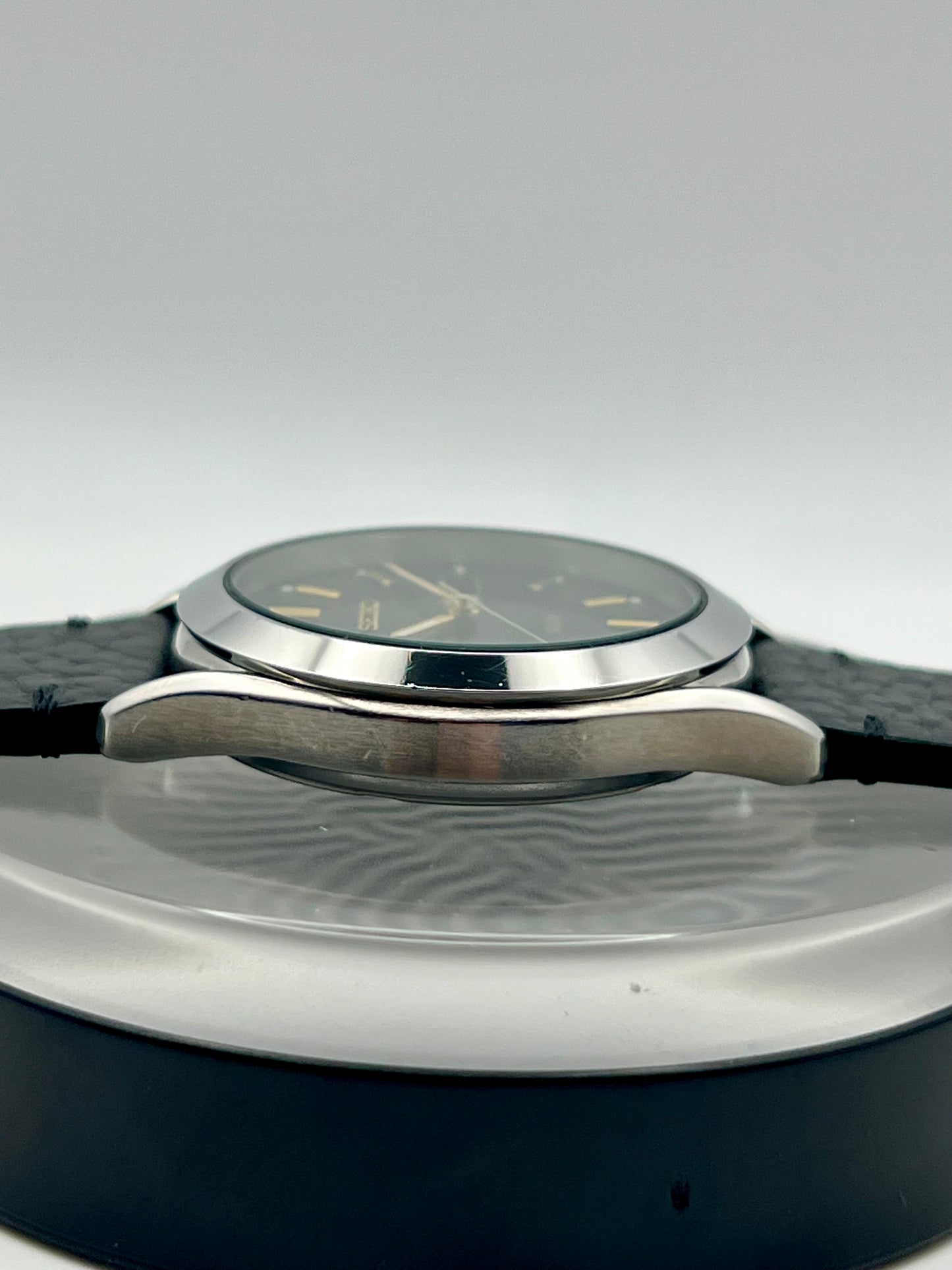 Seiko V158-0AB0 Solar