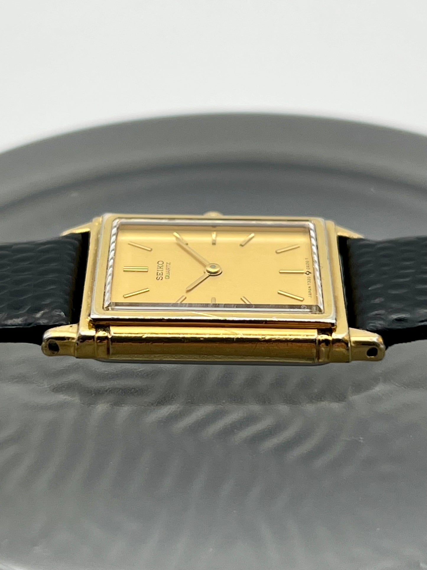 Seiko Quartz Tank Watch Gold Tone Ref. 7320 – 1994