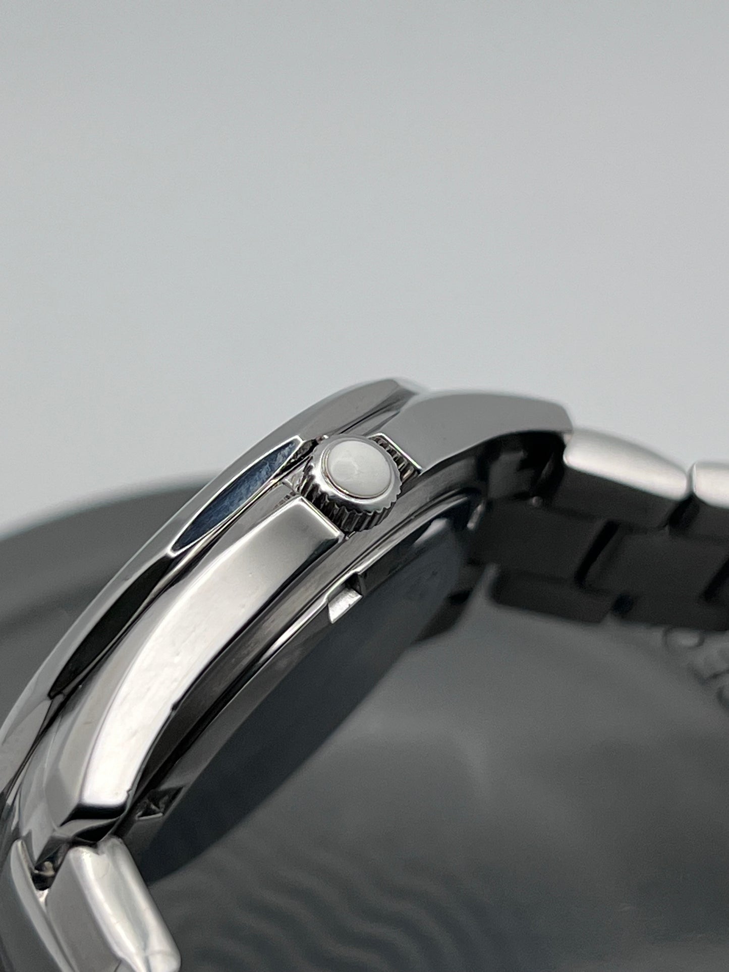 2012 Women’s Bulova Precisionist Winter Park White 96M123