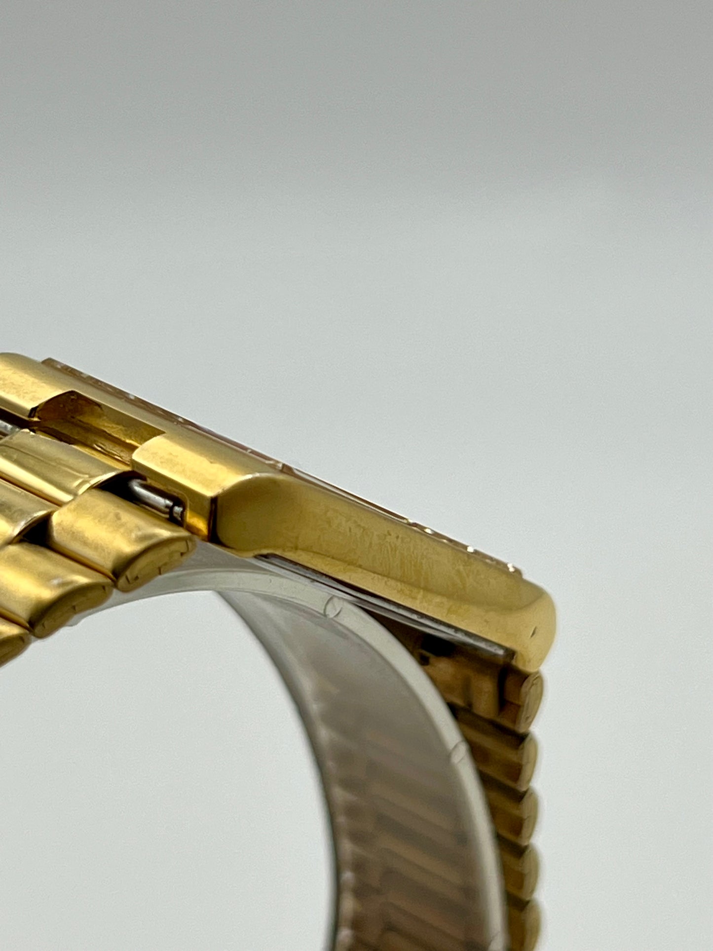 1990 Seiko 5Y39-5150 Tank Gold Tone