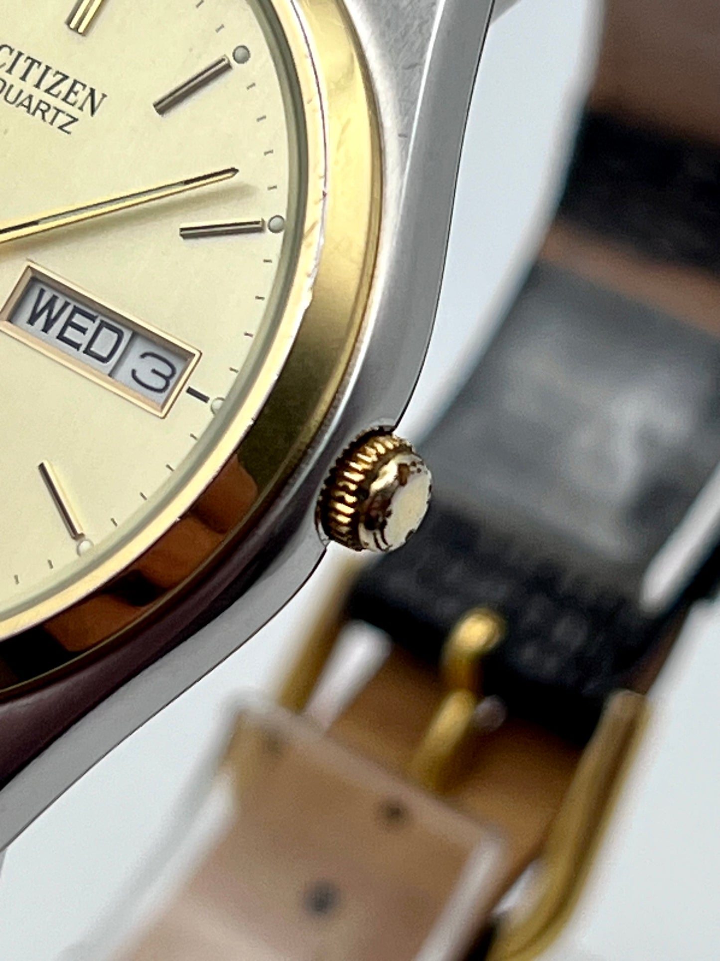 1989 Mens Citizen CQ 6100-847555 Two-Tone