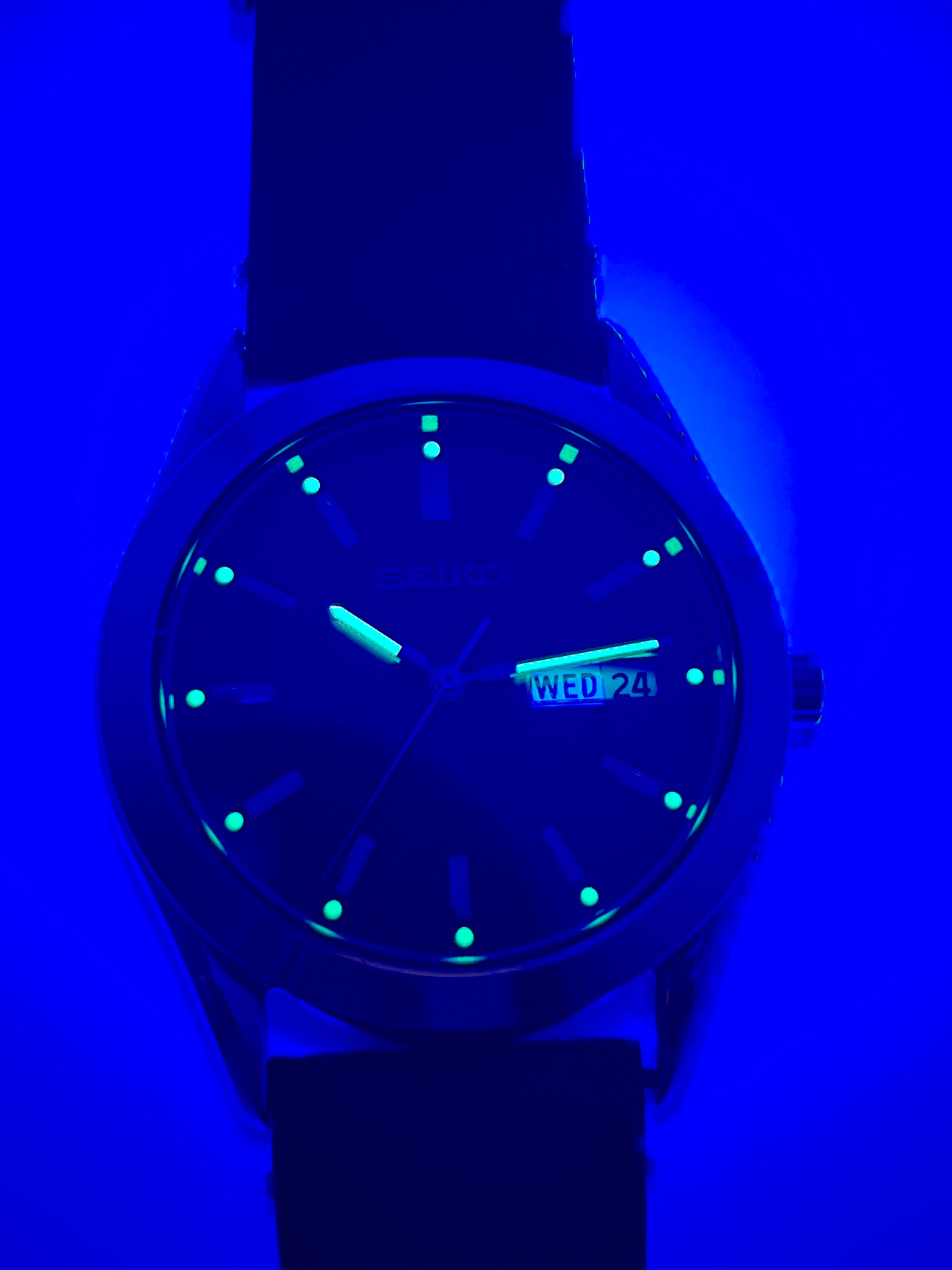 Seiko V158-0AB0 Solar – Frame Watch Works