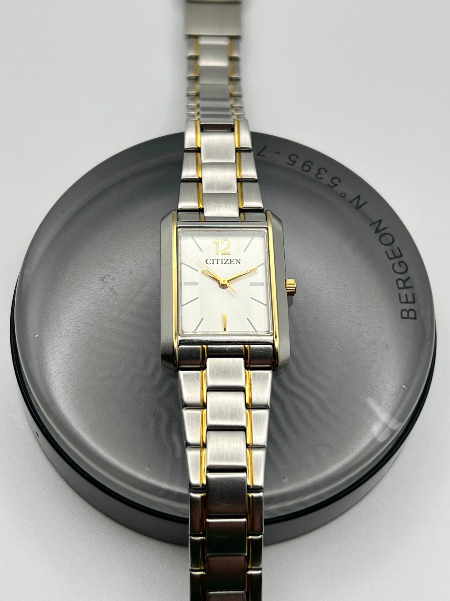 Ladies Citizen 9633‑S070350 Quartz Tank – Two‑Tone