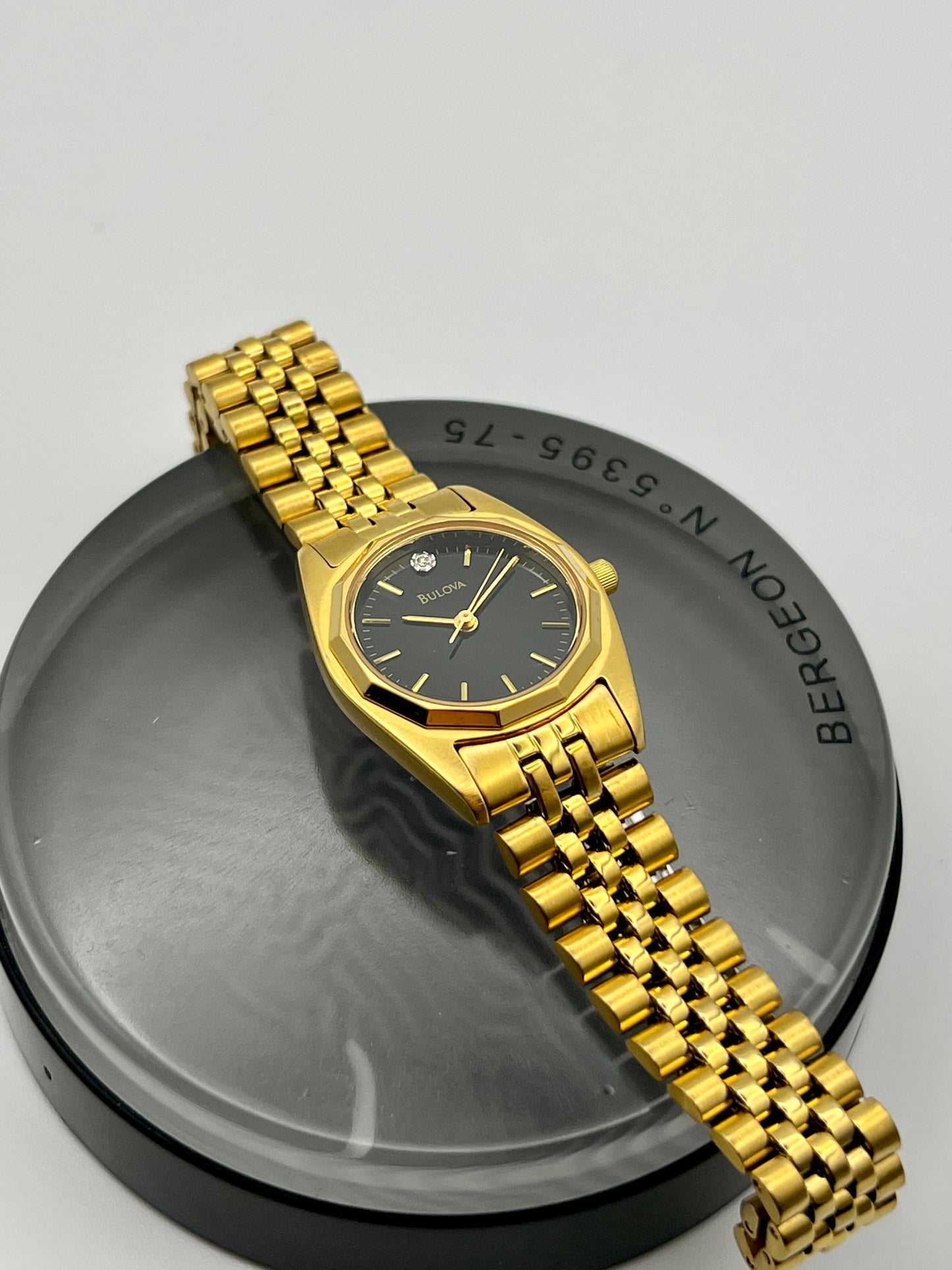 2001 Ladies Bulova Gold Tone Presidential