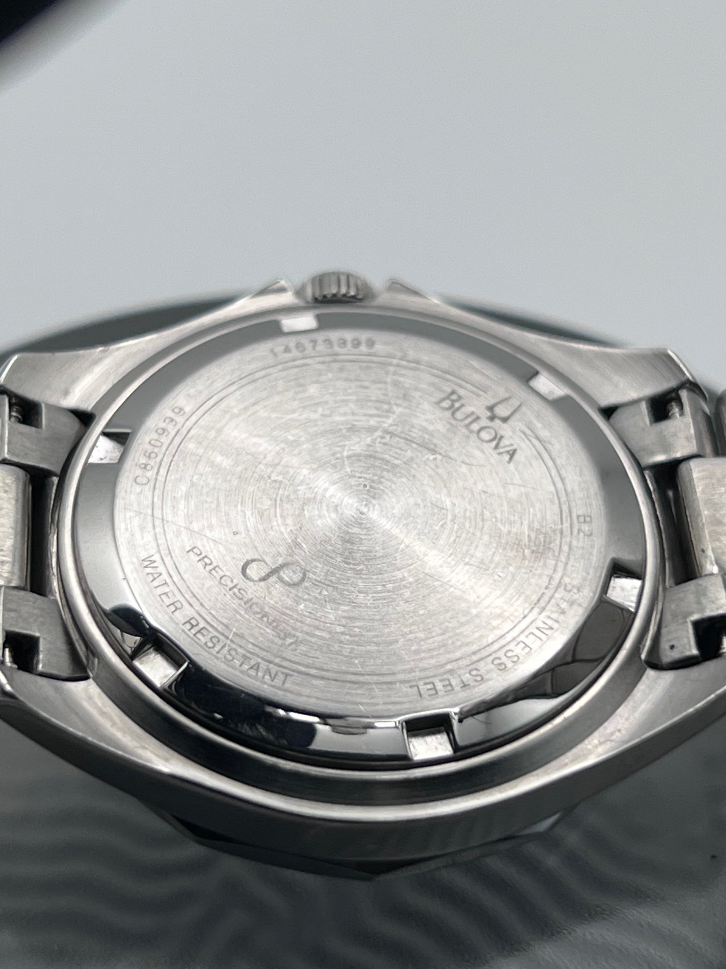 2012 Women’s Bulova Precisionist Winter Park White 96M123