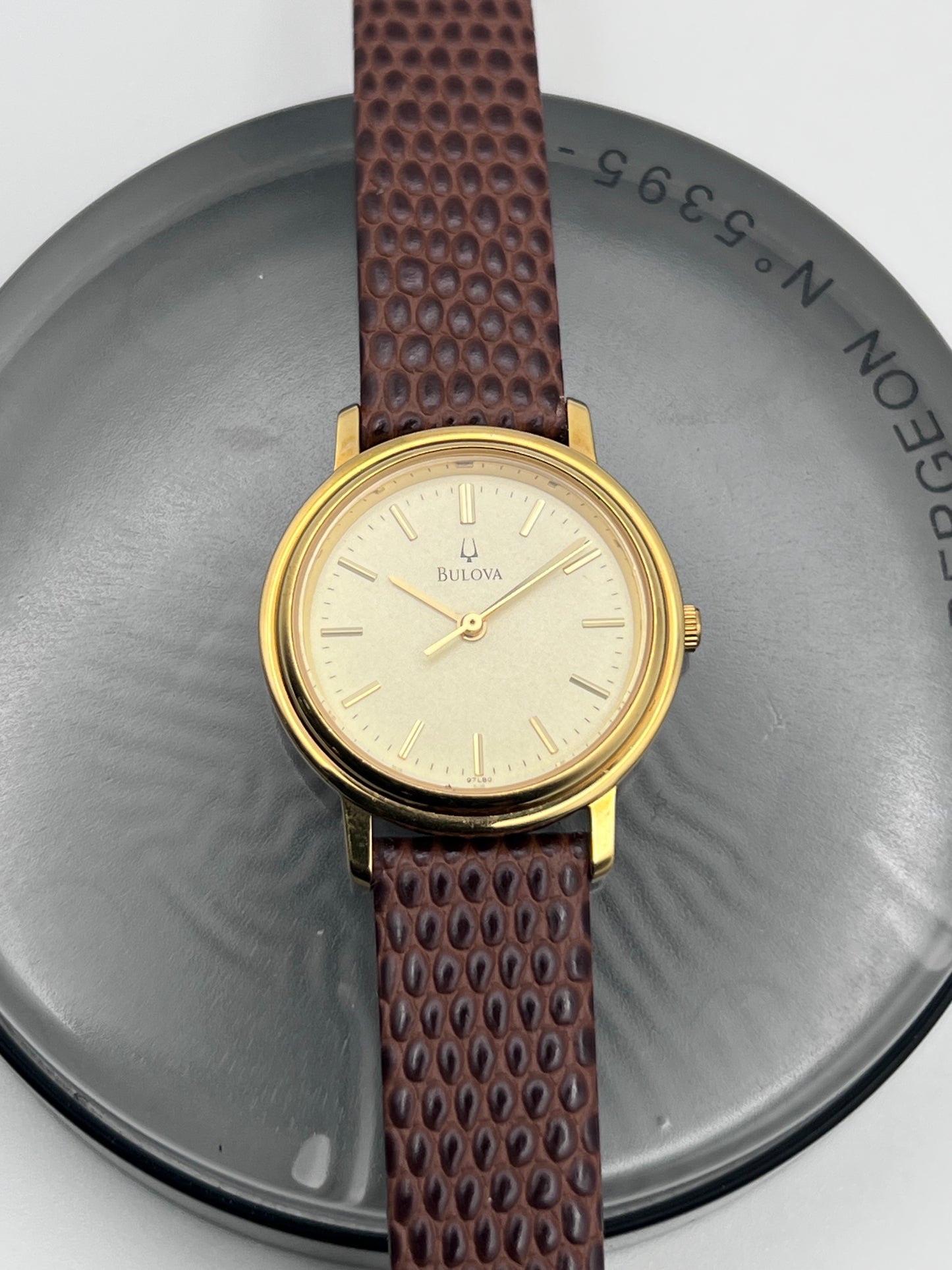 2004 Women’s Bulova Gold Tone Quartz