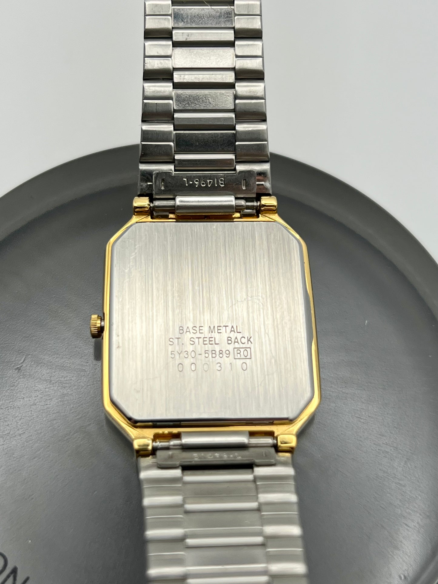1990 Seiko 5Y30-5B89 Gold Tone
