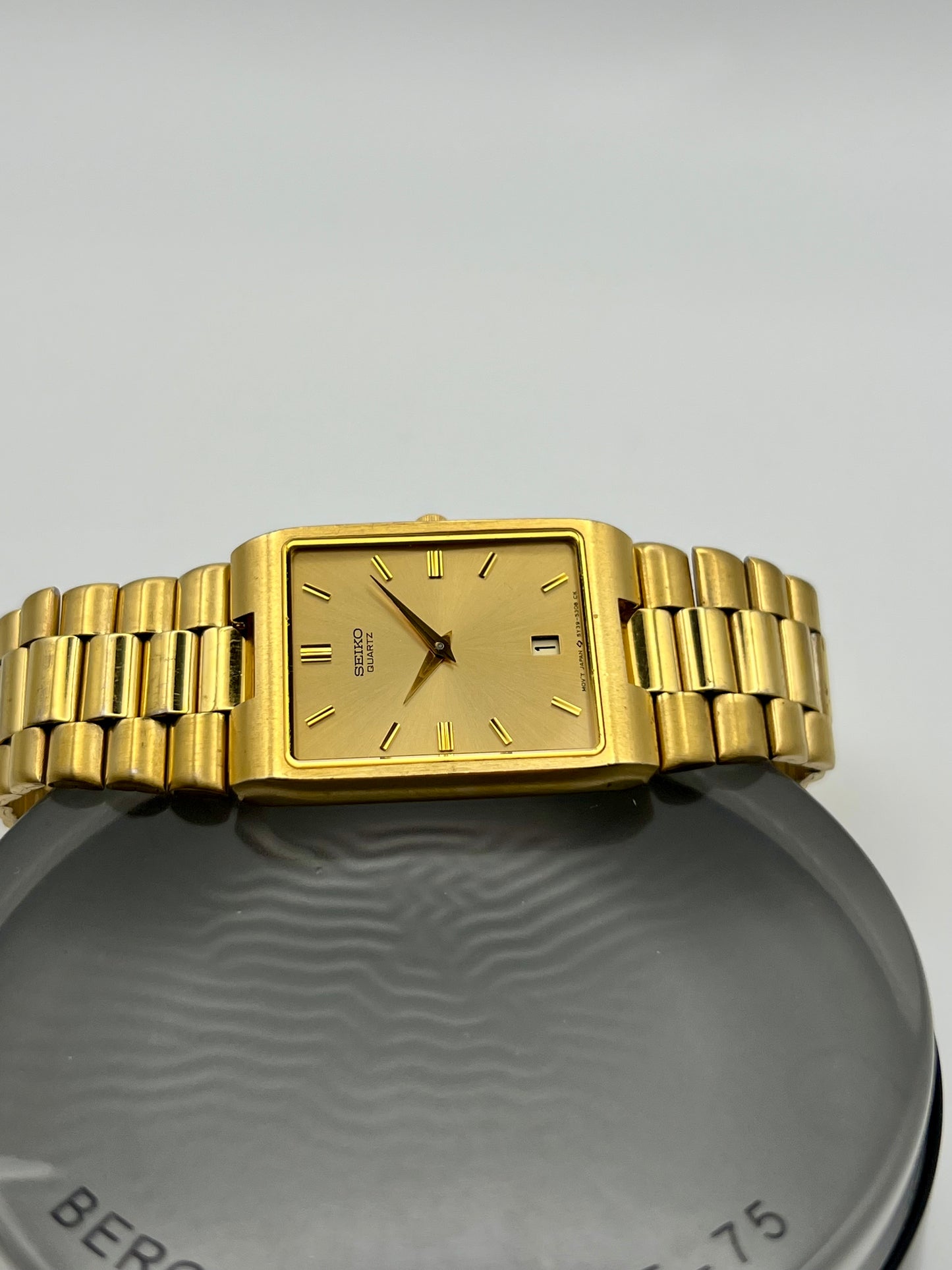 1990 Seiko 5Y39-5150 Tank Gold Tone