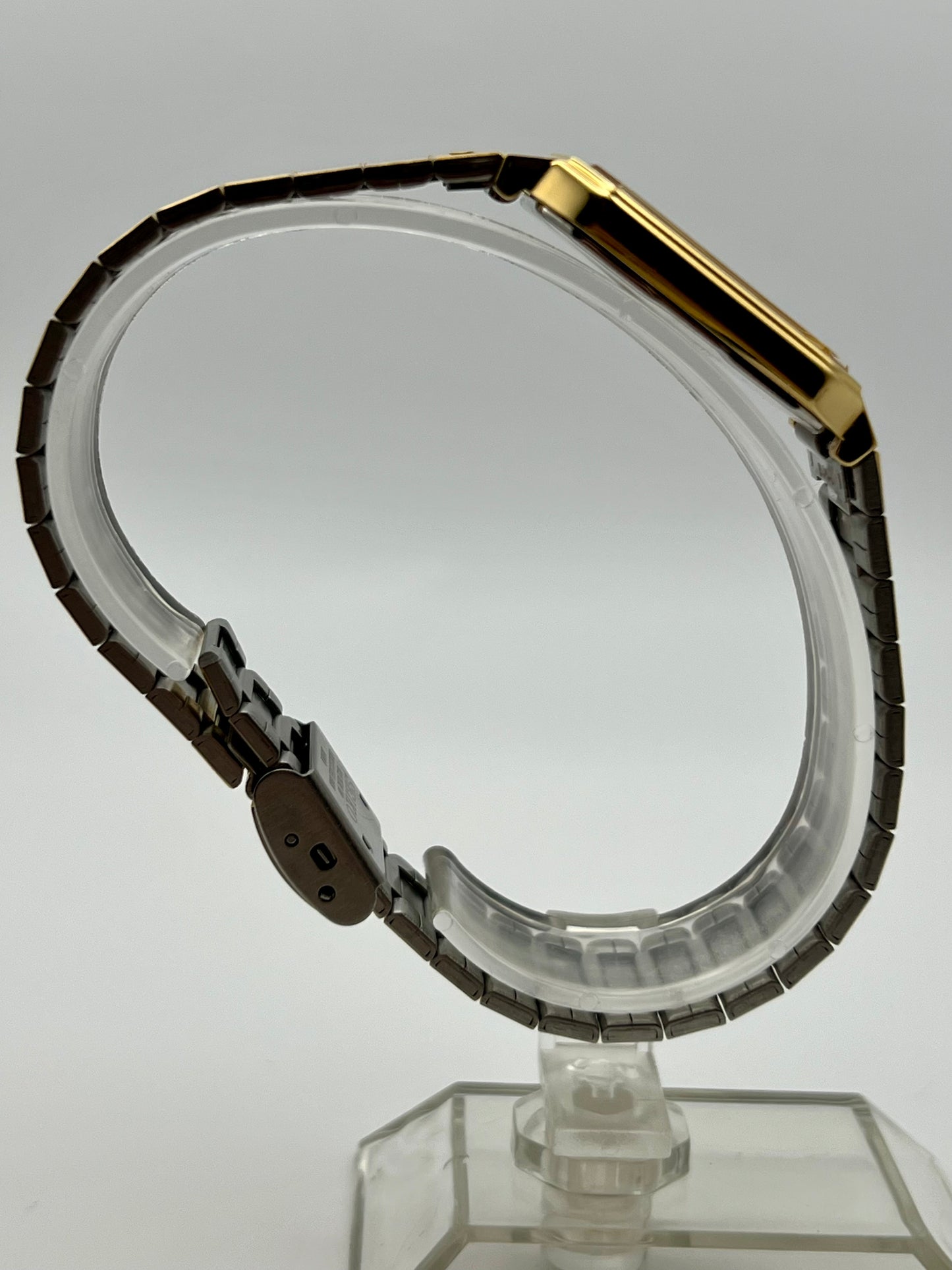 1990 Seiko 5Y30-5B89 Gold Tone