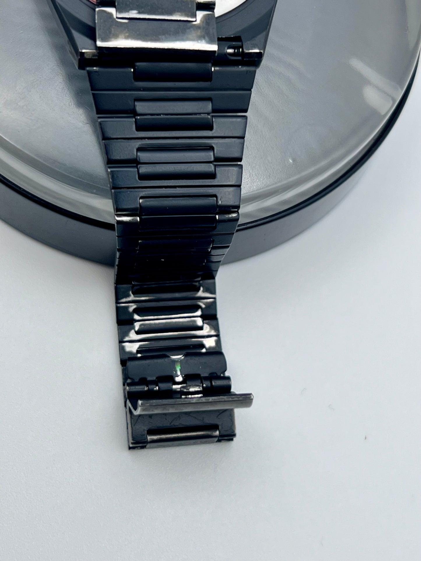 1986 Mens Citizen CQ PVD 3801-899881SMK Quartz