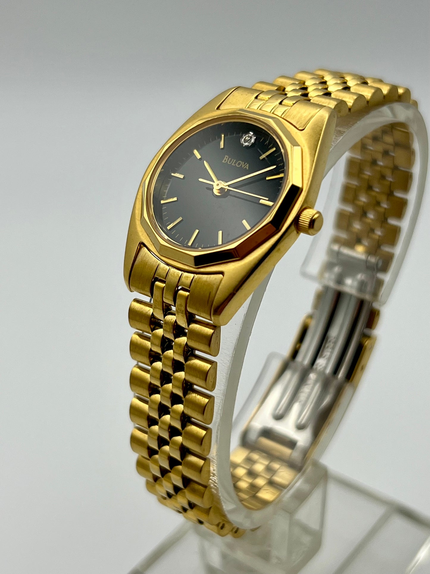 2001 Ladies Bulova Gold Tone Presidential