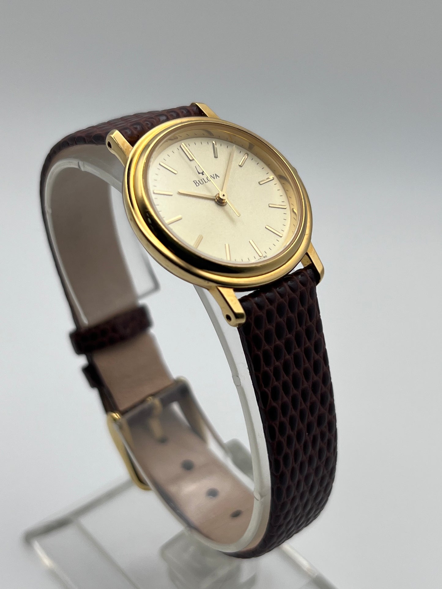 2004 Women’s Bulova Gold Tone Quartz