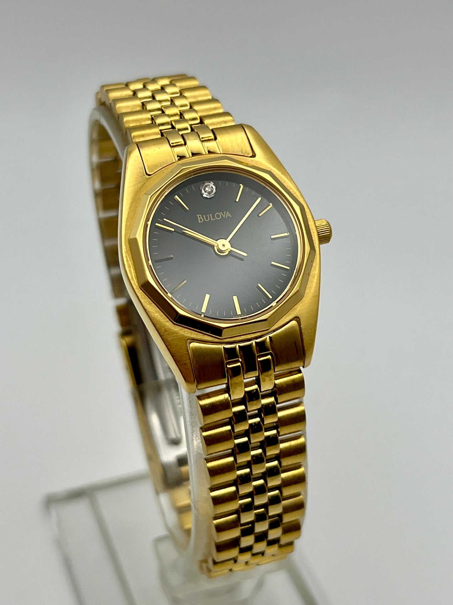 2001 Ladies Bulova Gold Tone Presidential