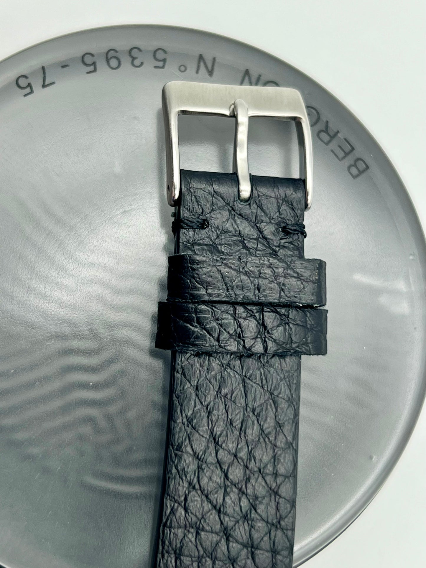 Seiko V158-0AB0 Solar