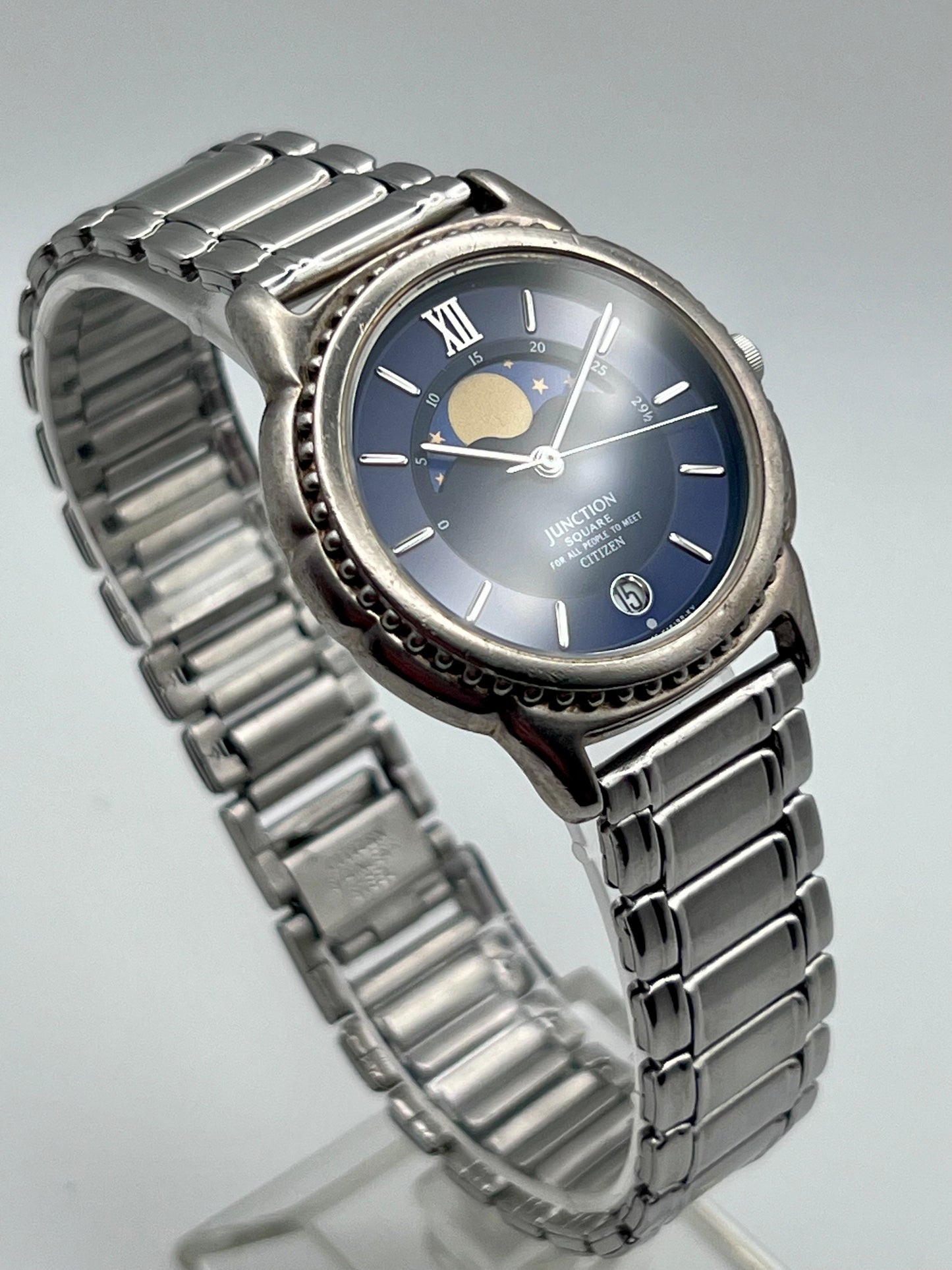 1993 Citizen Junction Square Moon Phase 6185-K04905 Quartz - Very Rare
