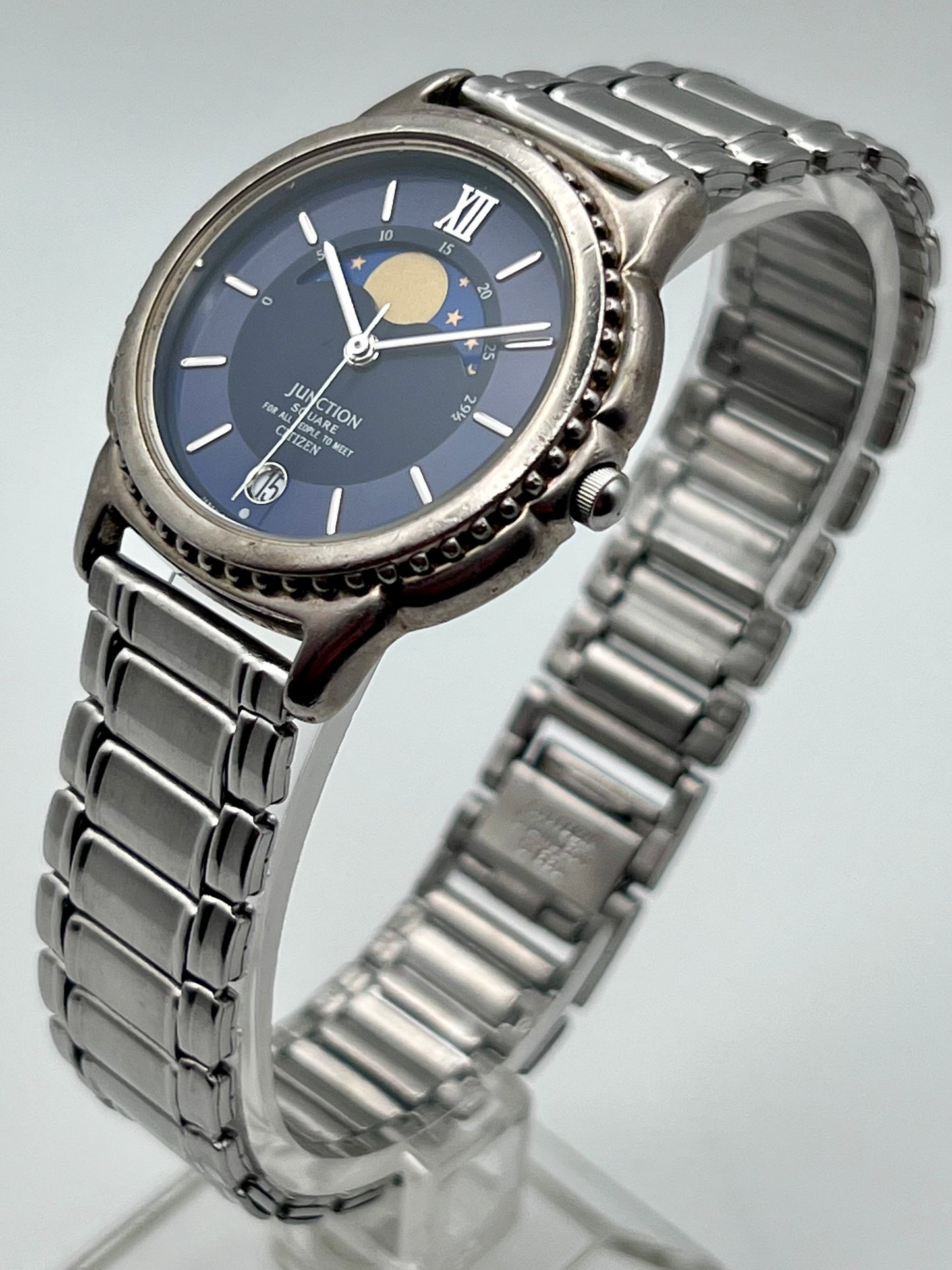 1993 Citizen Junction Square Moon Phase 6185-K04905 Quartz - Very Rare