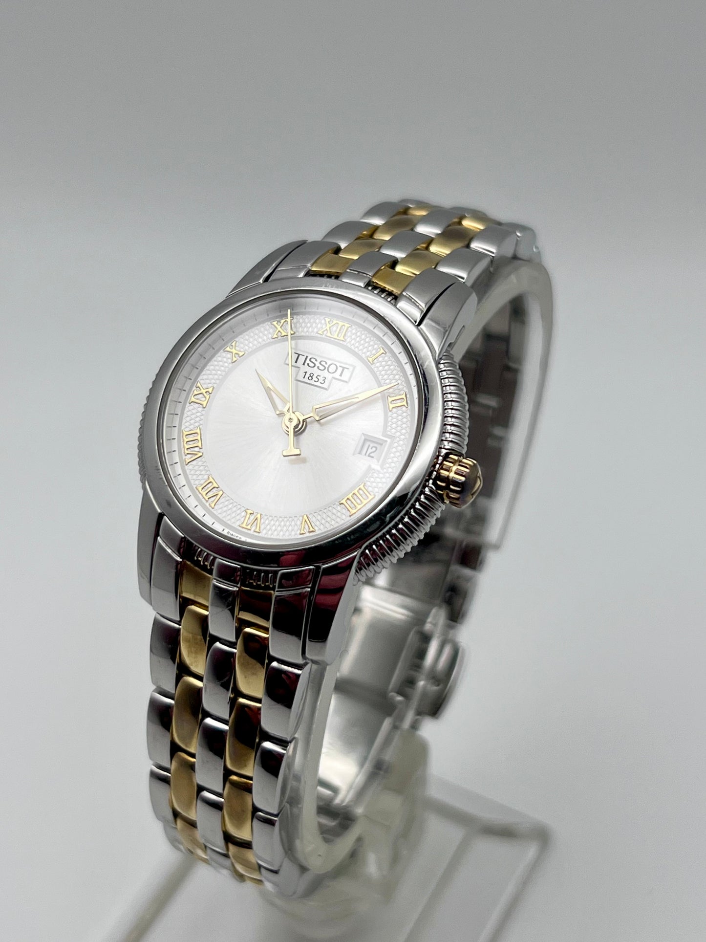 Early 2000’s Ladies Tissot Ballade III T031210A Two-Tone Quartz