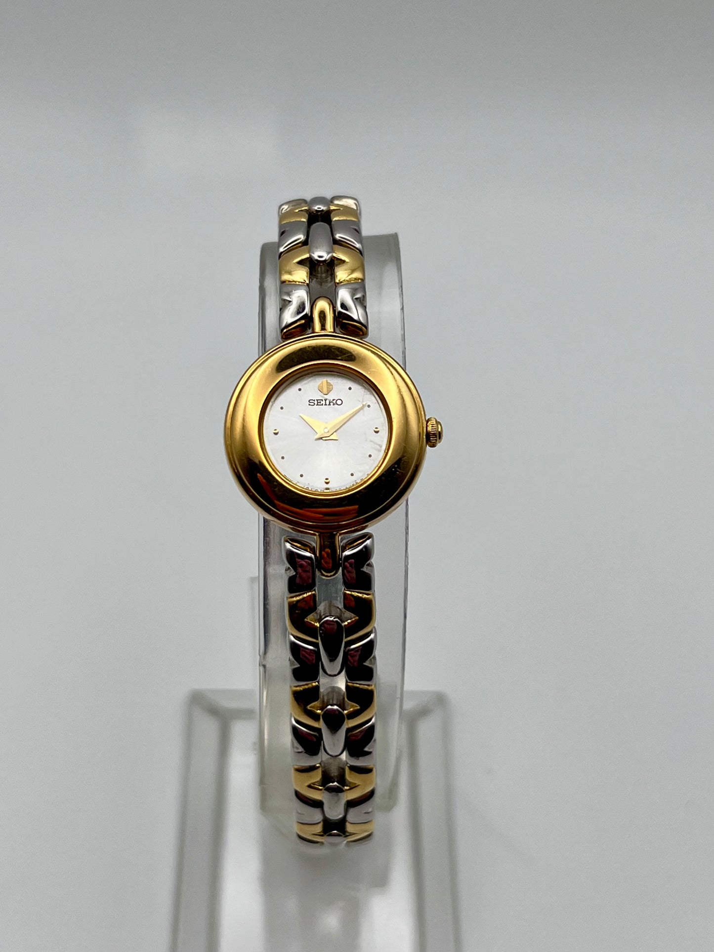 1995 Ladies Seiko 1N00-1C70 Two-Tone Bracelet Quartz