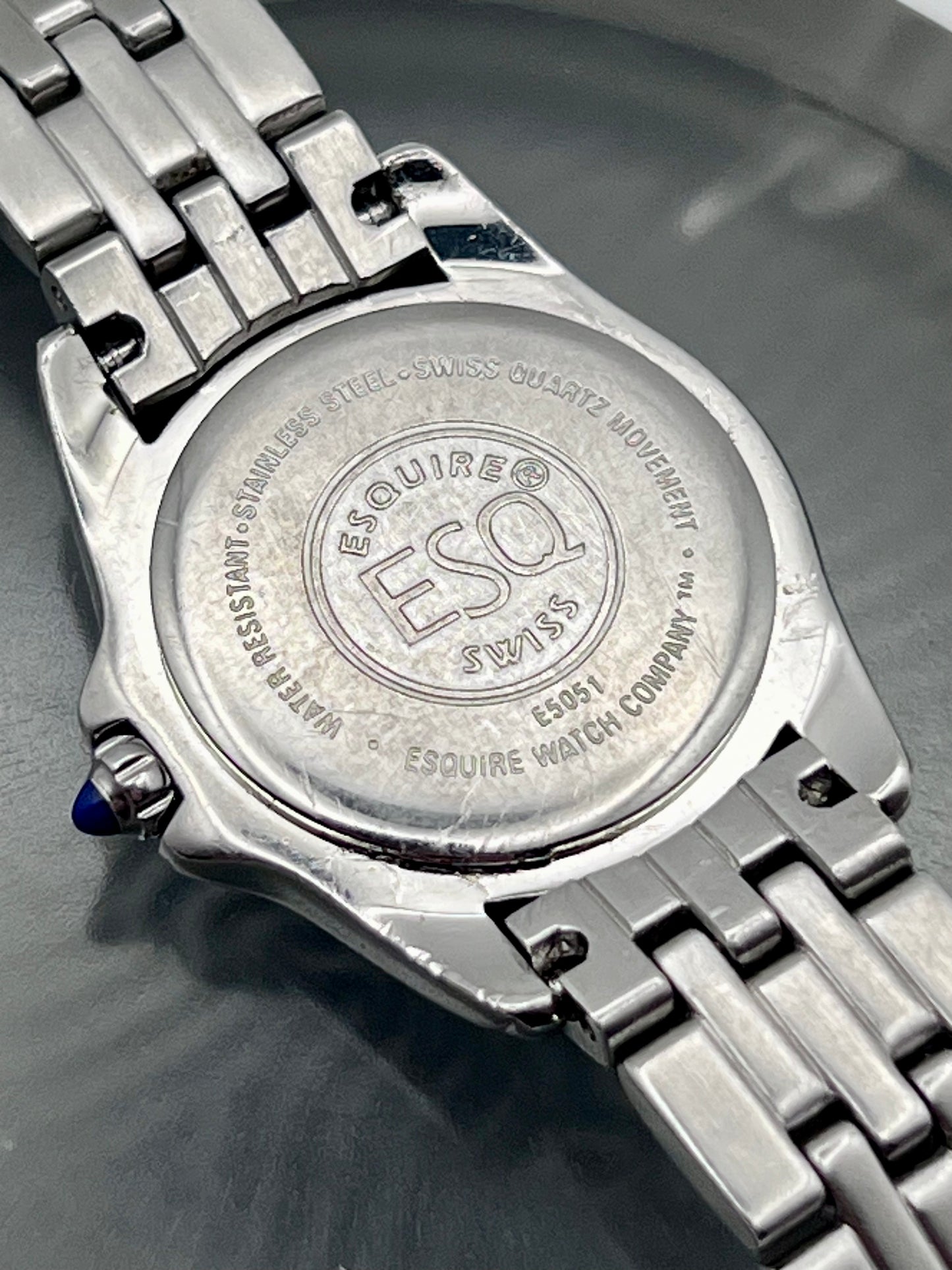1998 Womens ESQ Movado Quest E5051