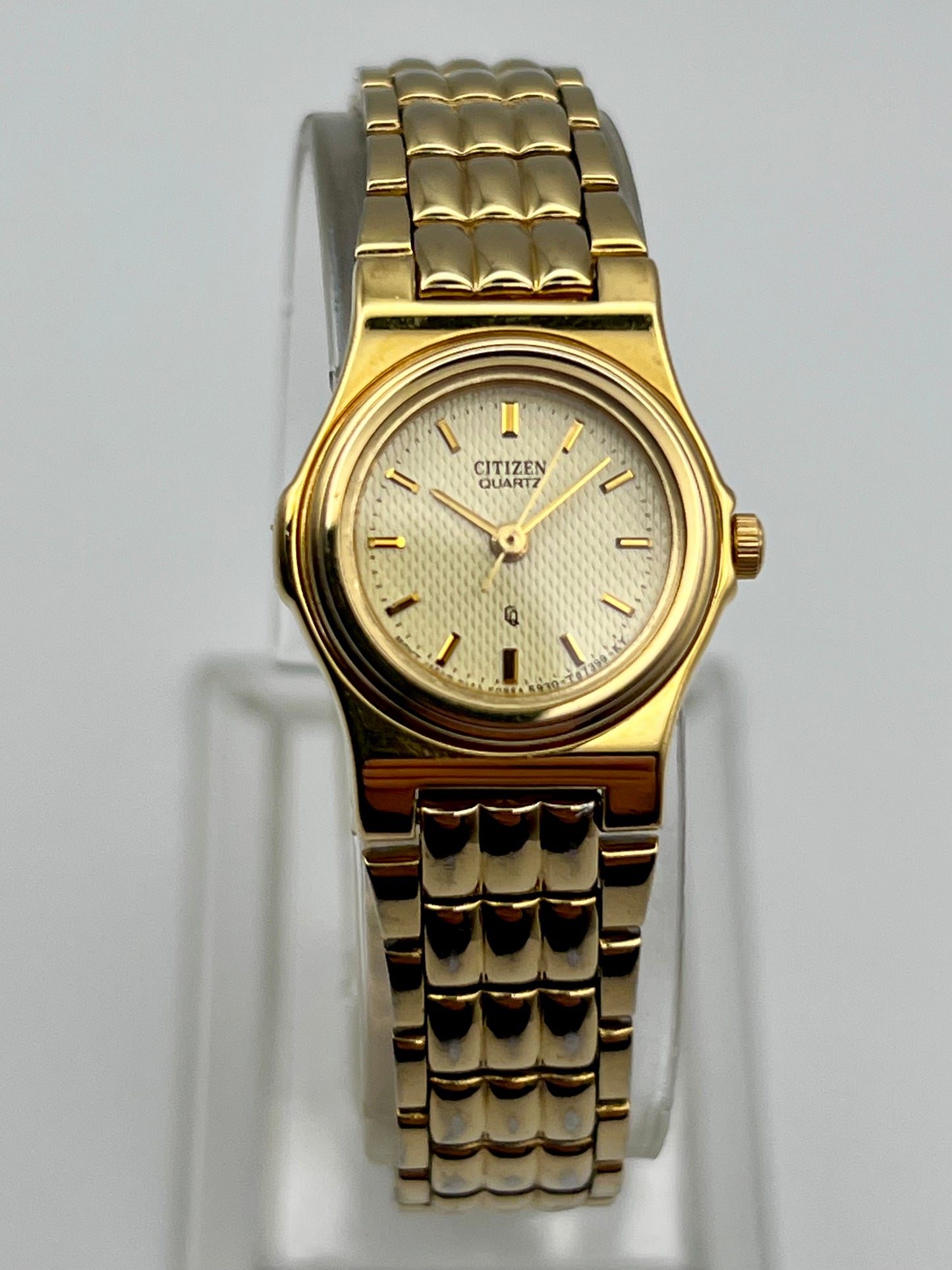 2002 Womens Citizen 5930-T15774 CQ Gold Tone