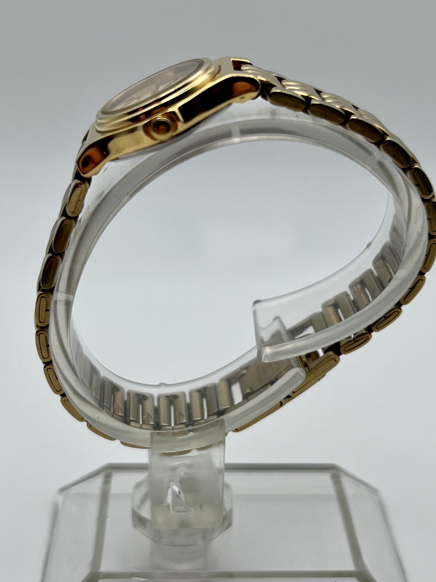 2002 Womens Citizen 5930-T15774 CQ Gold Tone