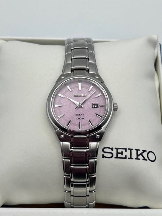 2013 Womens Pink Seiko Solar V137-0AY0 with Box and Papers