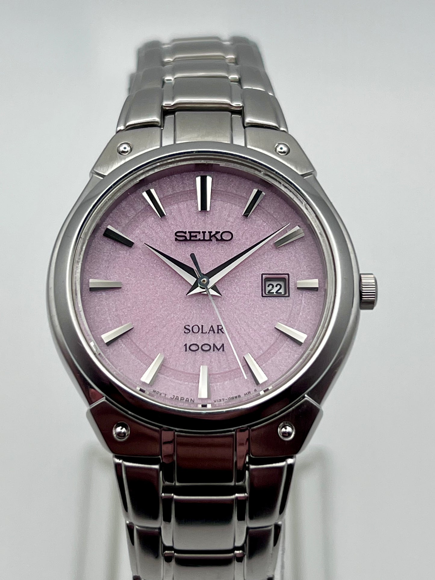 2013 Womens Pink Seiko Solar V137-0AY0 with Box and Papers
