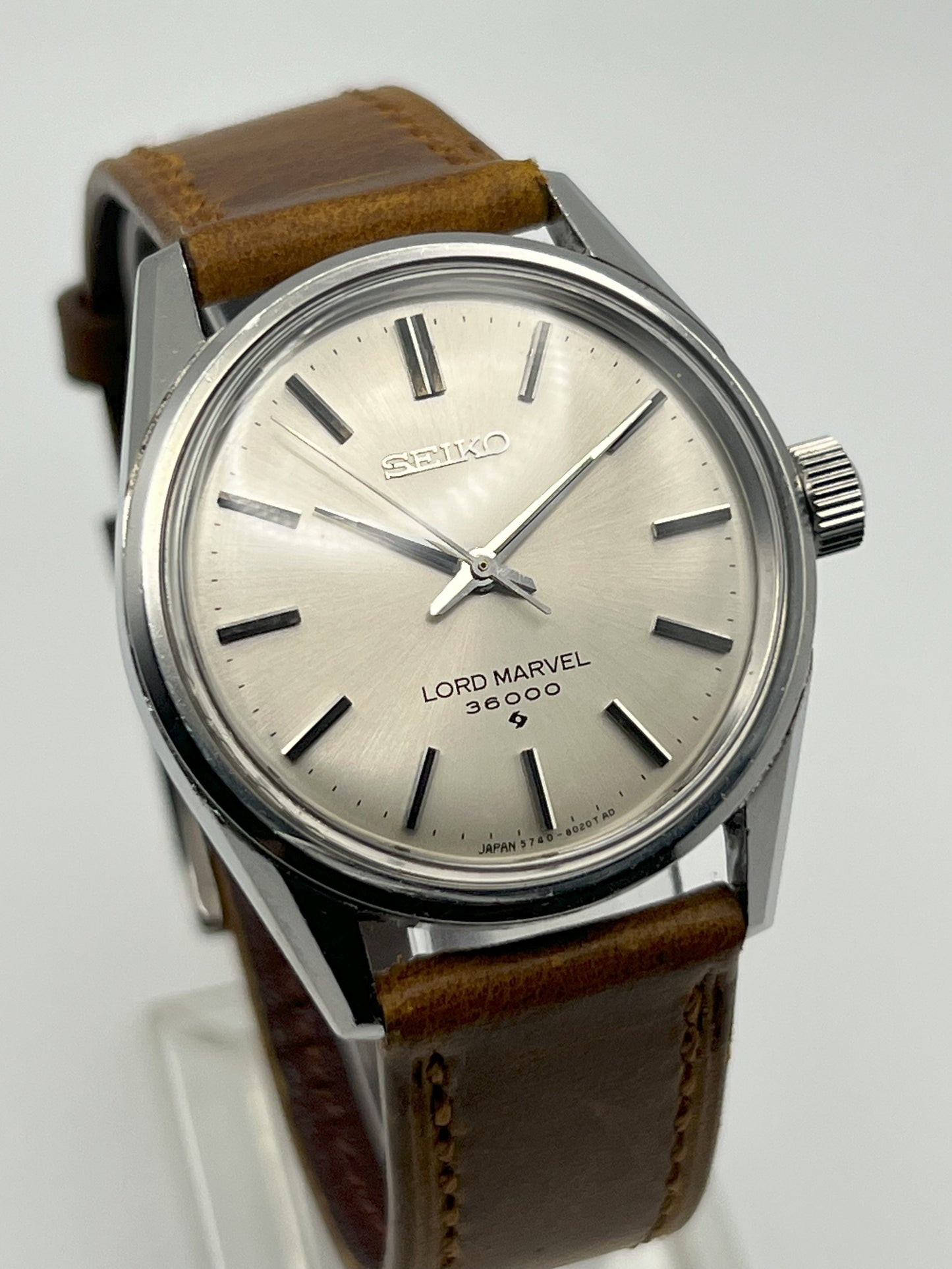 Seiko 5740-8000 Lord Marvel 36000