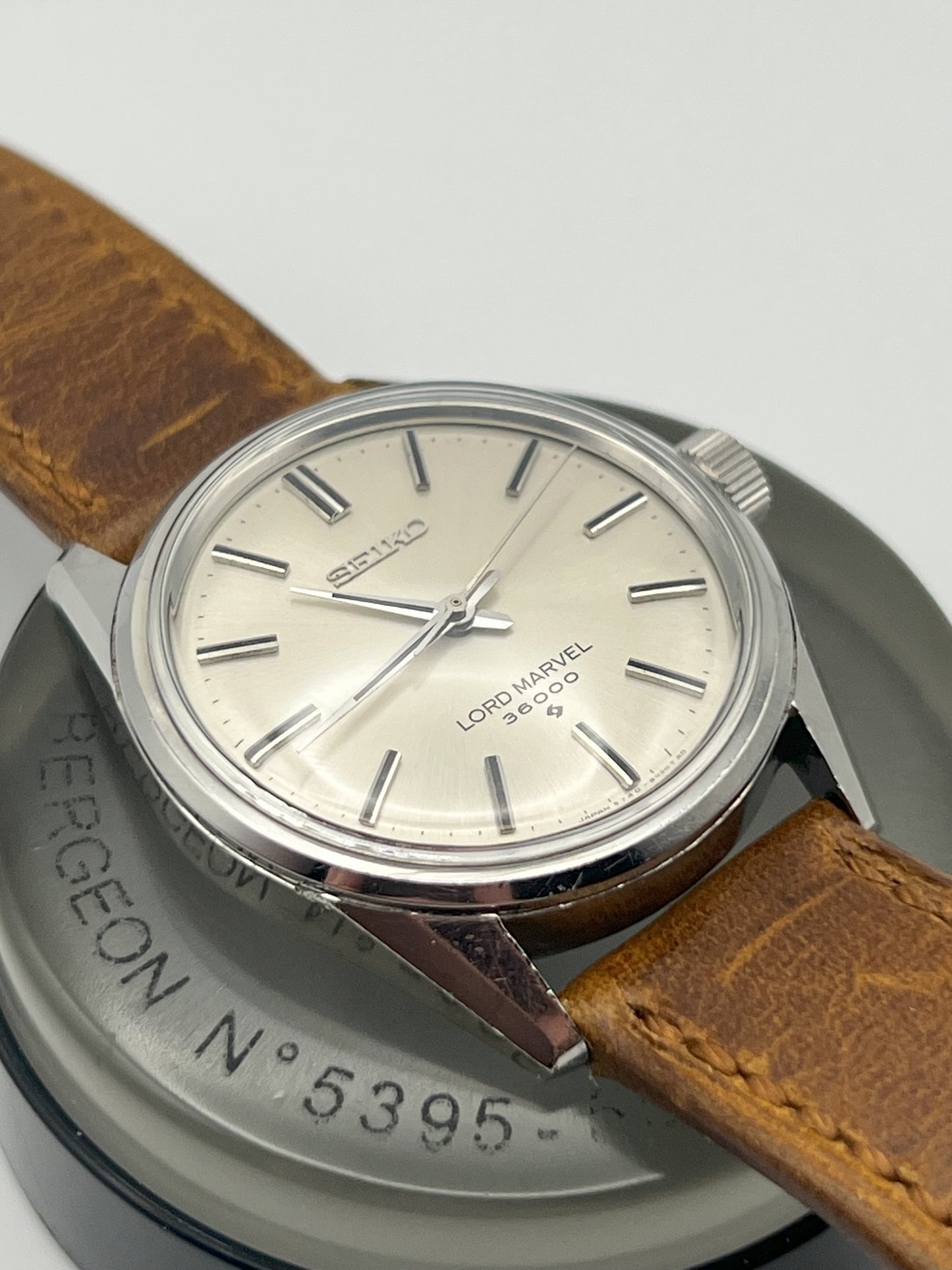 Seiko 5740-8000 Lord Marvel 36000