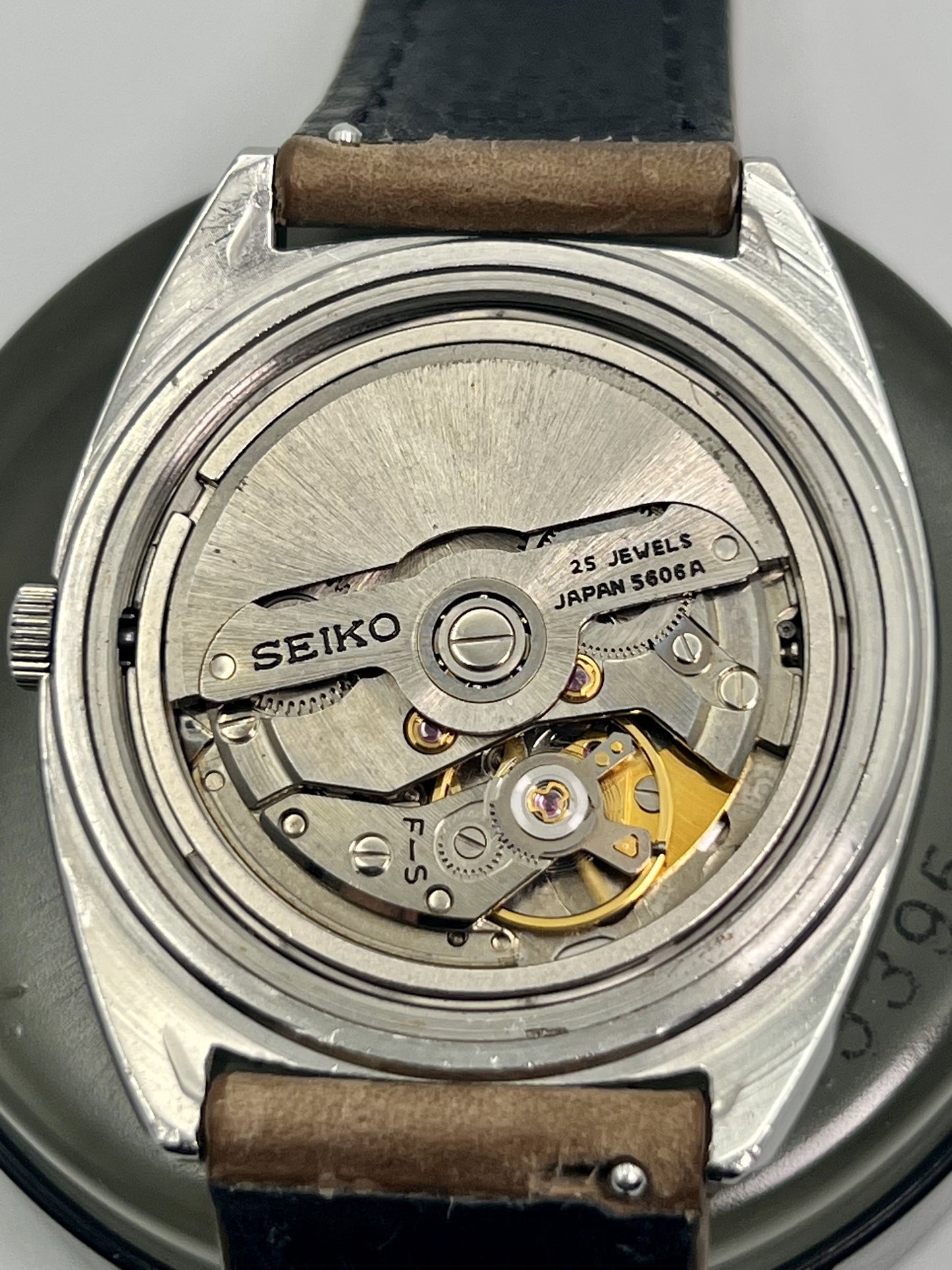 Seiko Lord Matic 5606-7230