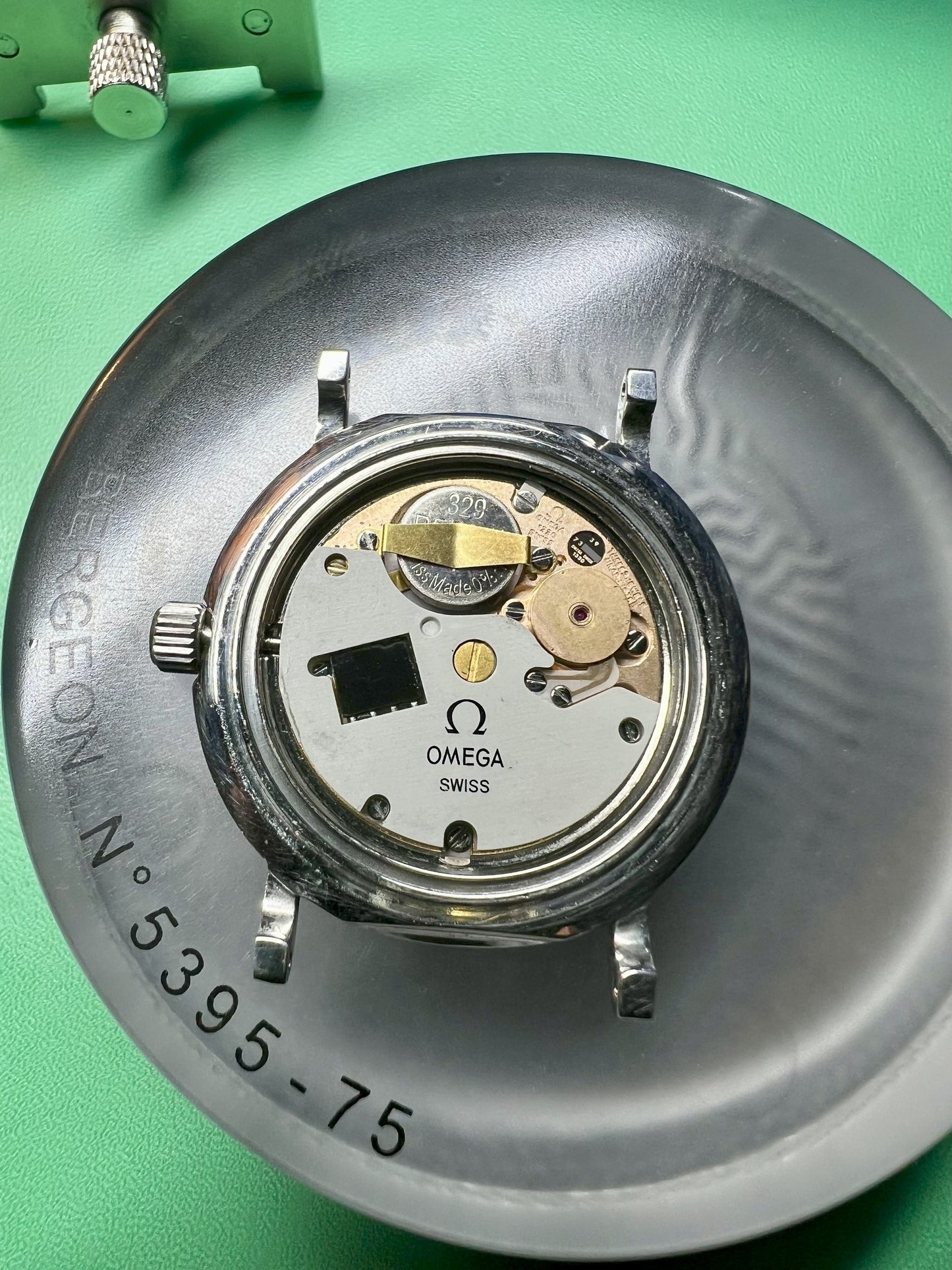 Omega Constellation Quartz Cal 1330