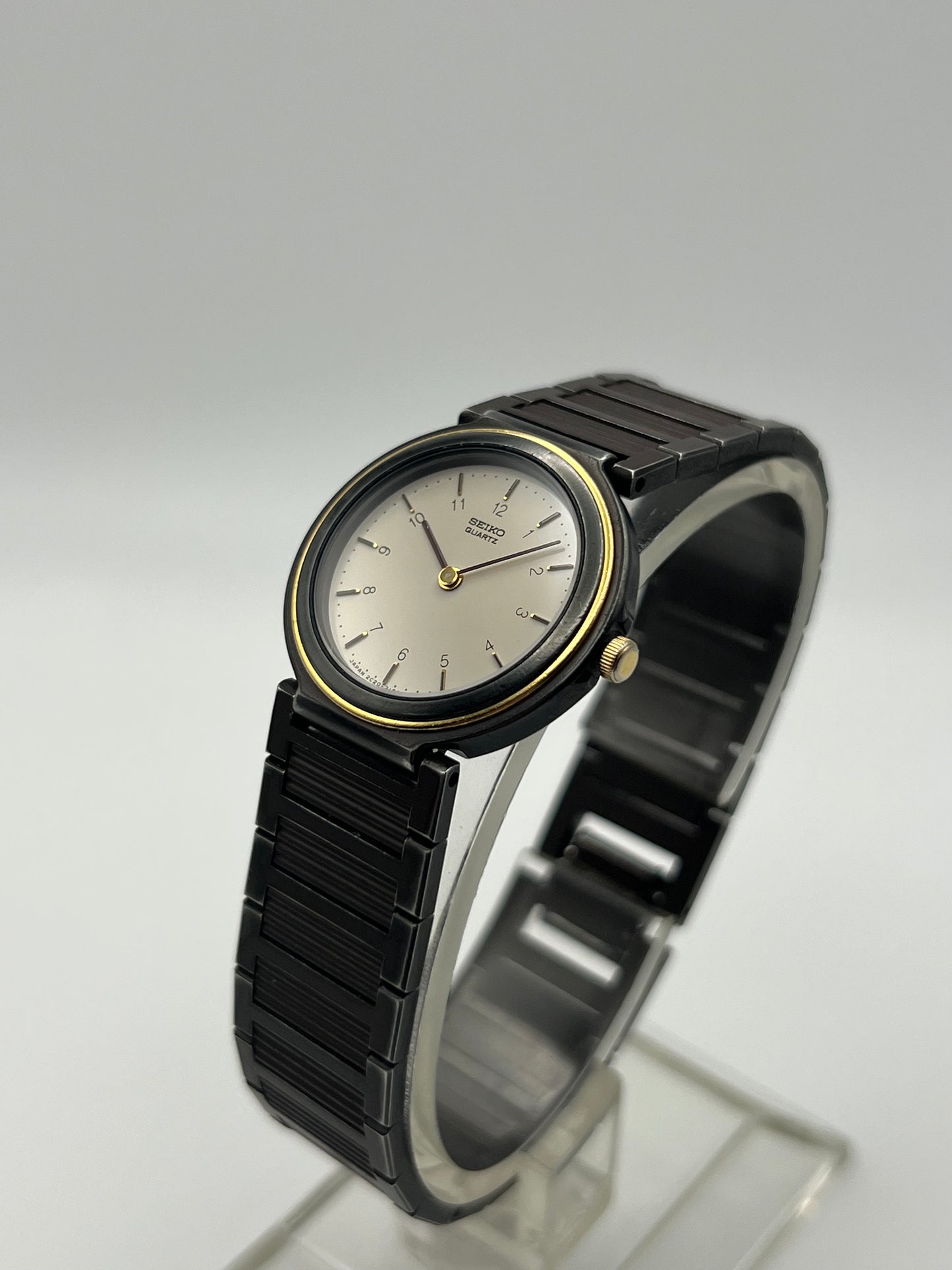 Ladies Seiko 2C20-026B Quartz Brown